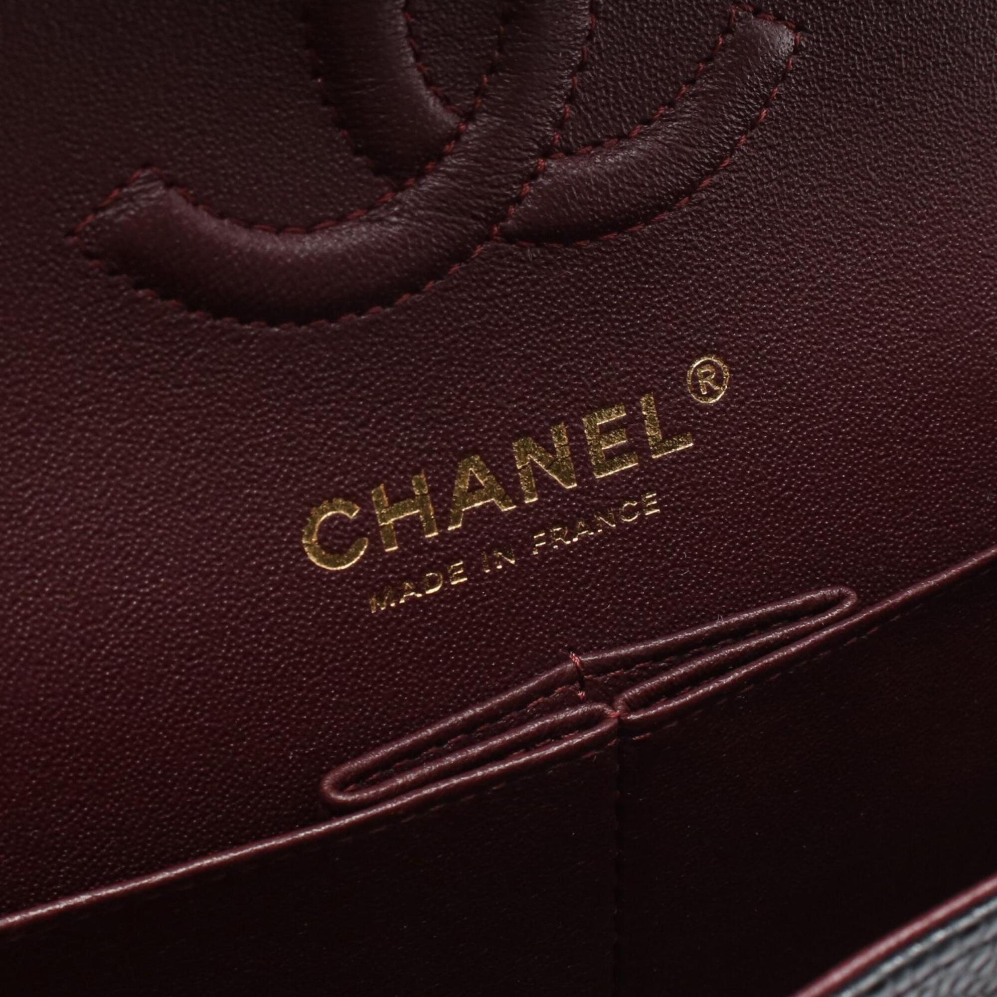 Chanel Black Leather Handbag Shoulder Bag (Pre-Owned)