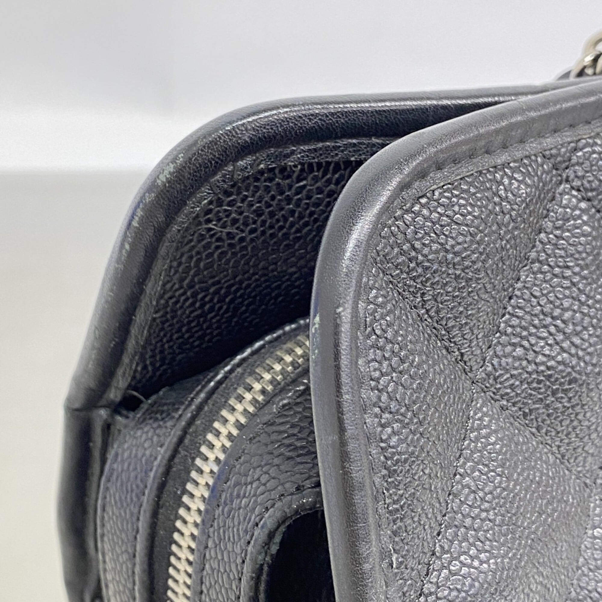 Chanel Black Grained Calfskin Tote Bag (Pre-Owned)