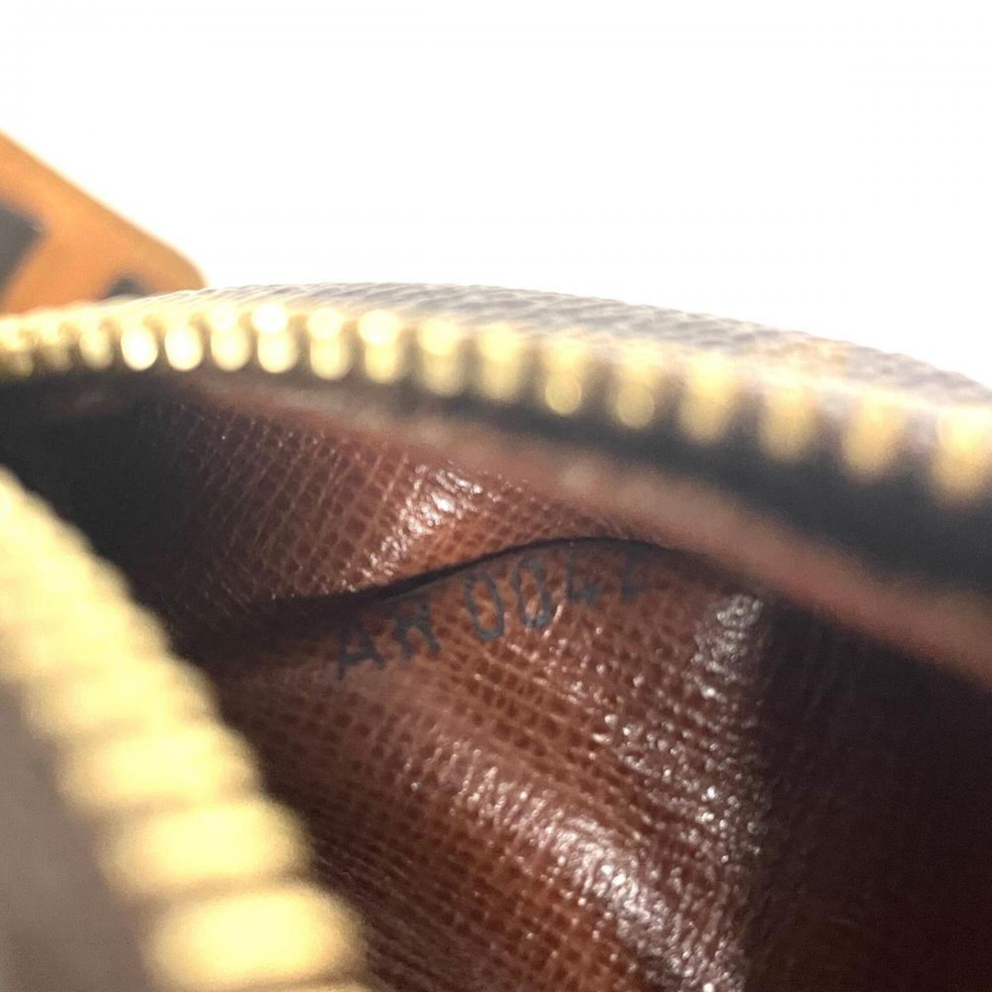 Louis Vuitton Brown Monogram Canvas Shoulder Bag (Pre-Owned)