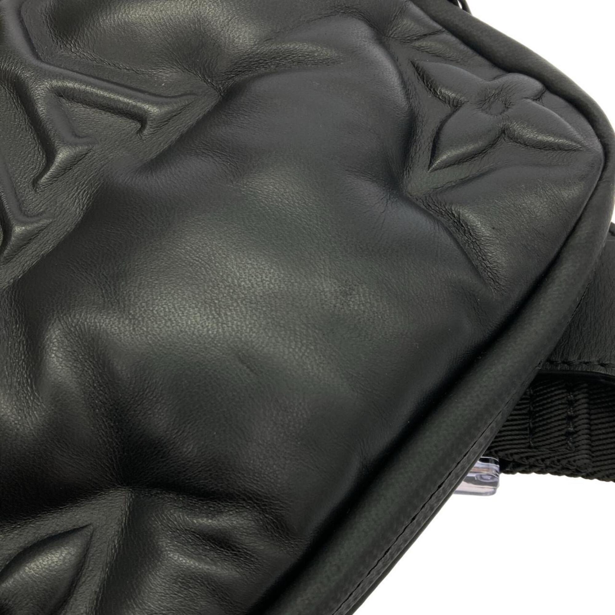 Louis Vuitton Black Leather Shoulder Bag (Pre-Owned)