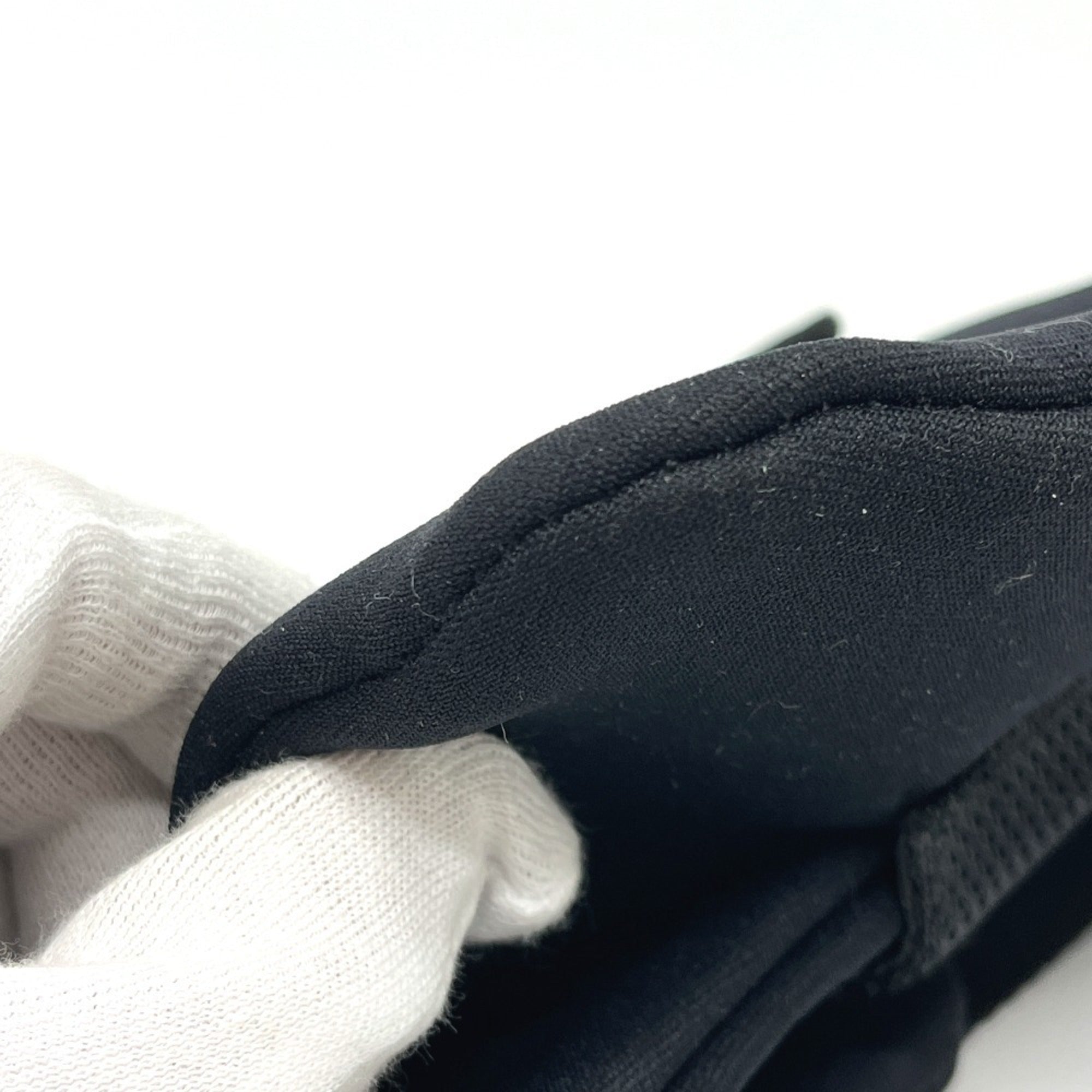 Prada Black Nylon Sling Bag (Pre-Owned)
