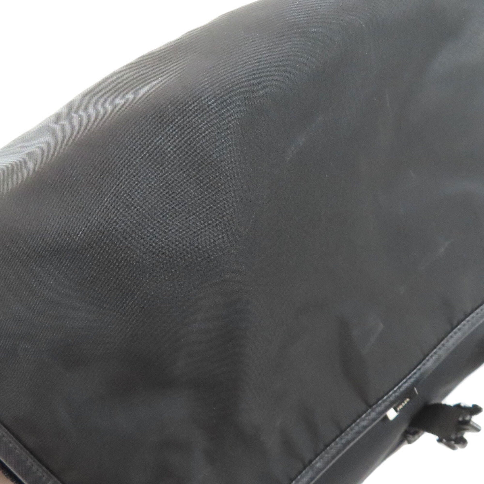 Prada Black Nylon Shoulder Bag (Pre-Owned)