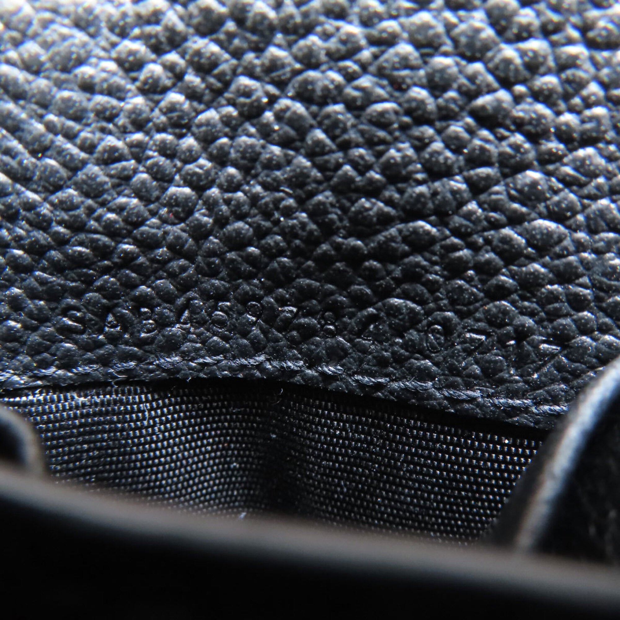 Saint Laurent Black Leather Wallet (Tri-Fold) (Pre-Owned)