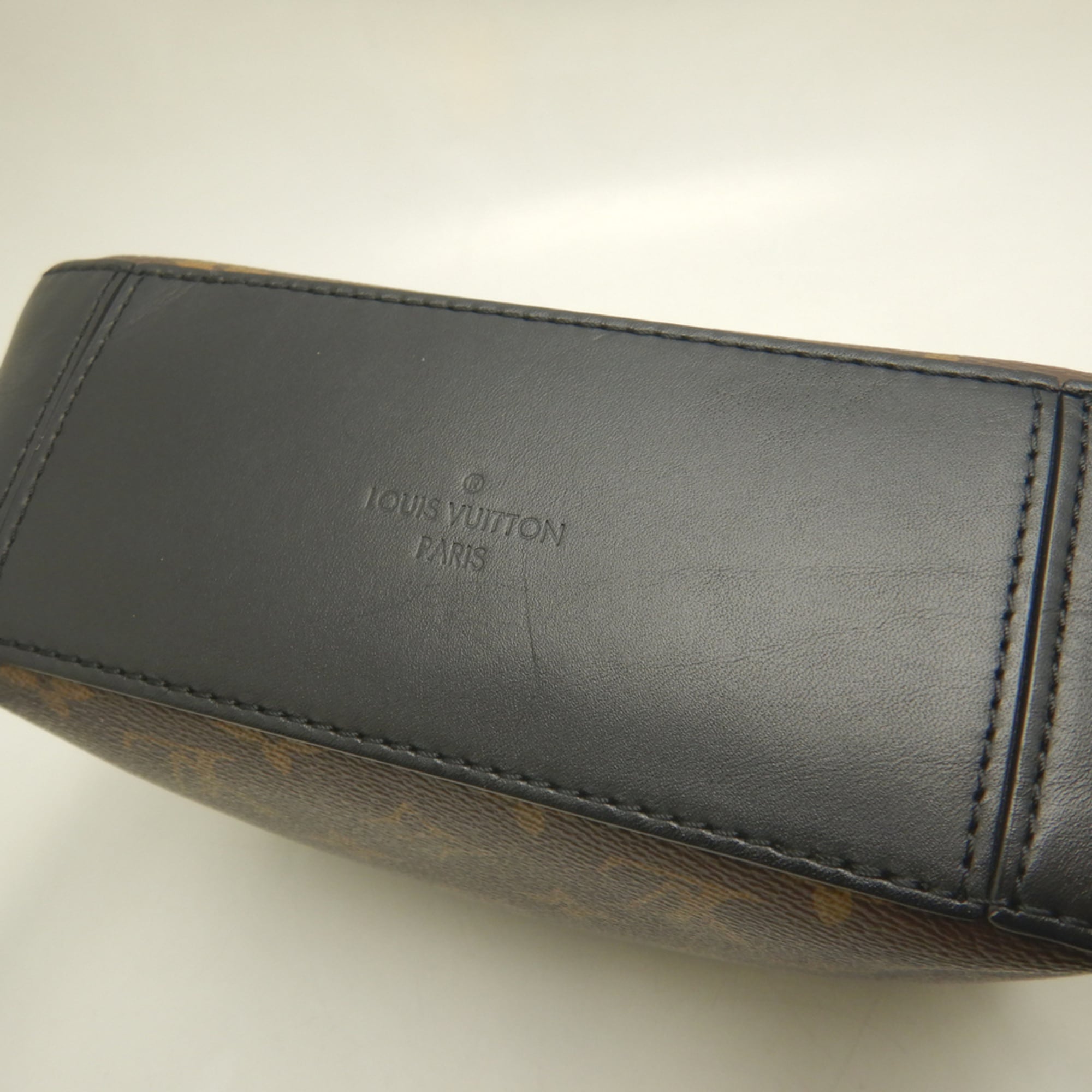 Louis Vuitton Monogram Brown Monogram Shoulder Bag (Pre-Owned)