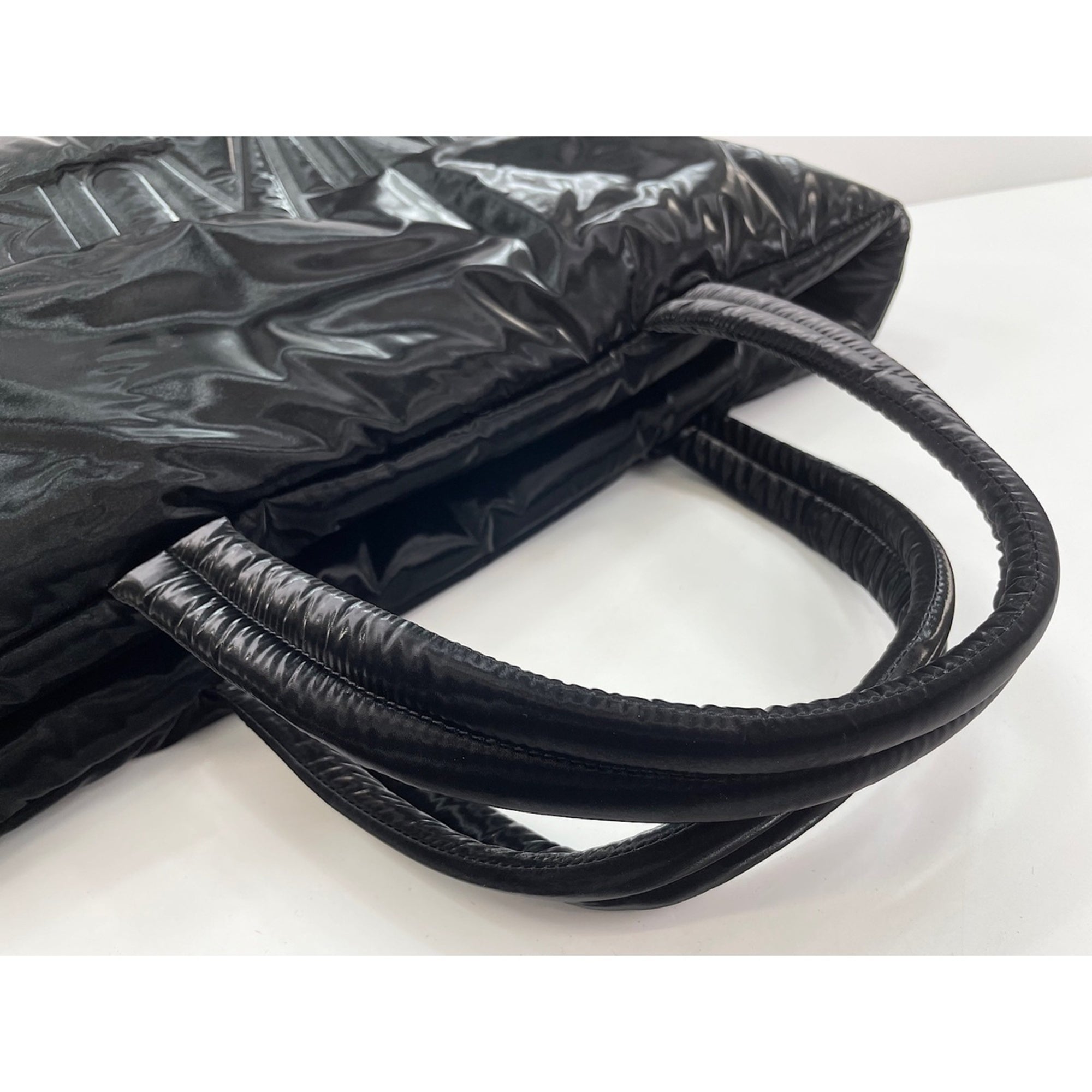 Yves Saint Laurent Black Tote Bag (Pre-Owned)