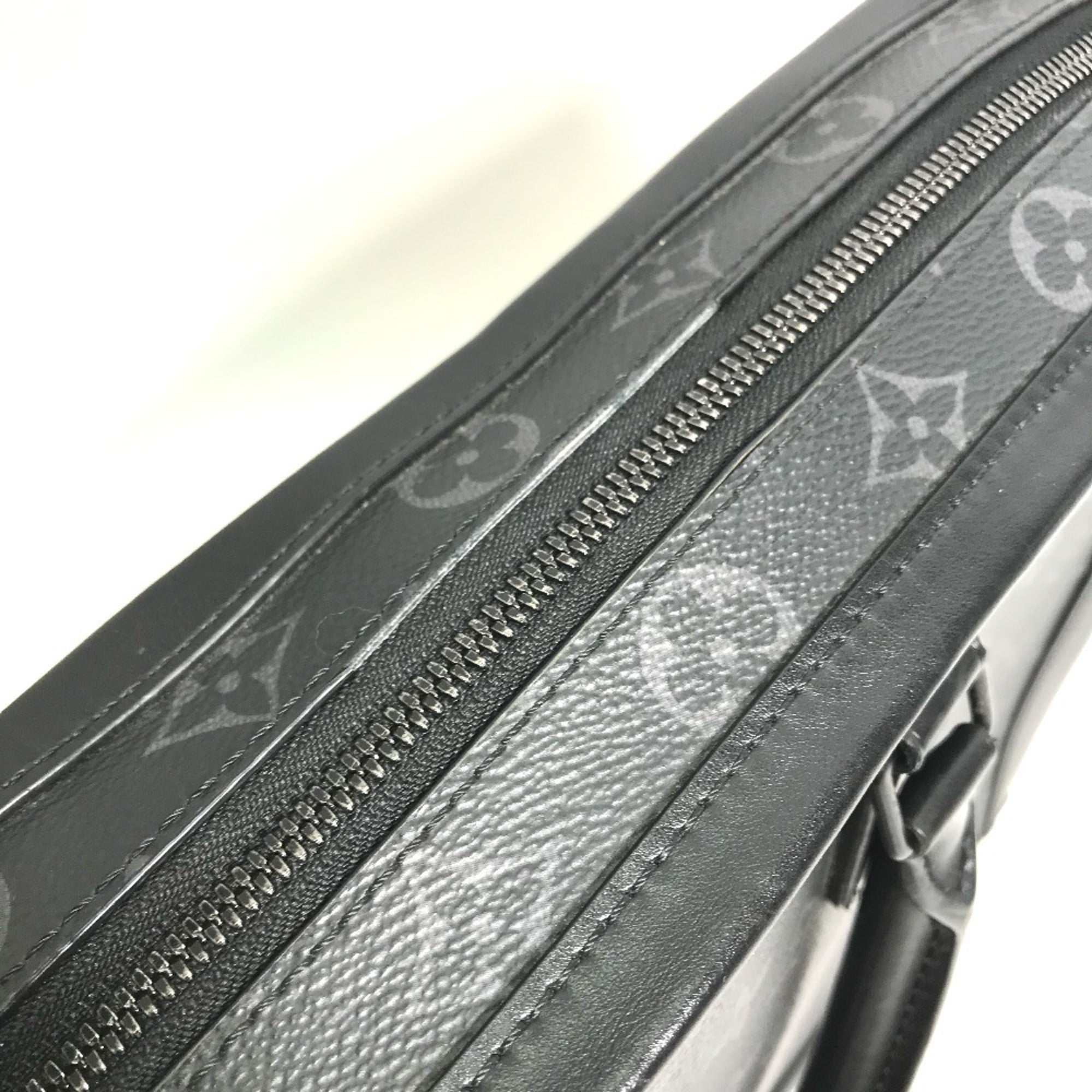 Louis Vuitton Monogram Eclipse Black Monogram Eclipse Briefcase Handbag Shoulder Bag (Pre-Owned)