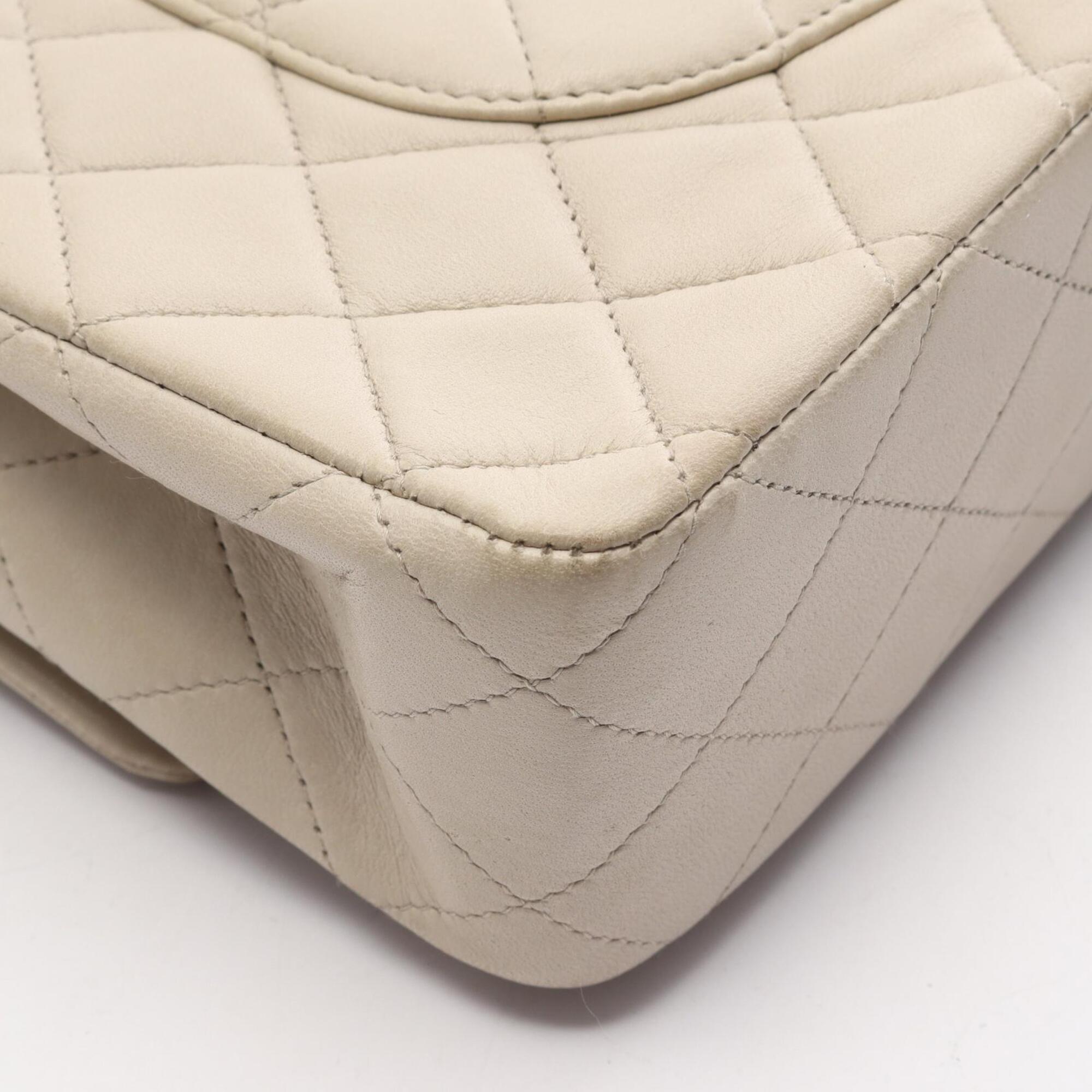 Chanel Gray Leather Handbag Shoulder Bag (Pre-Owned)