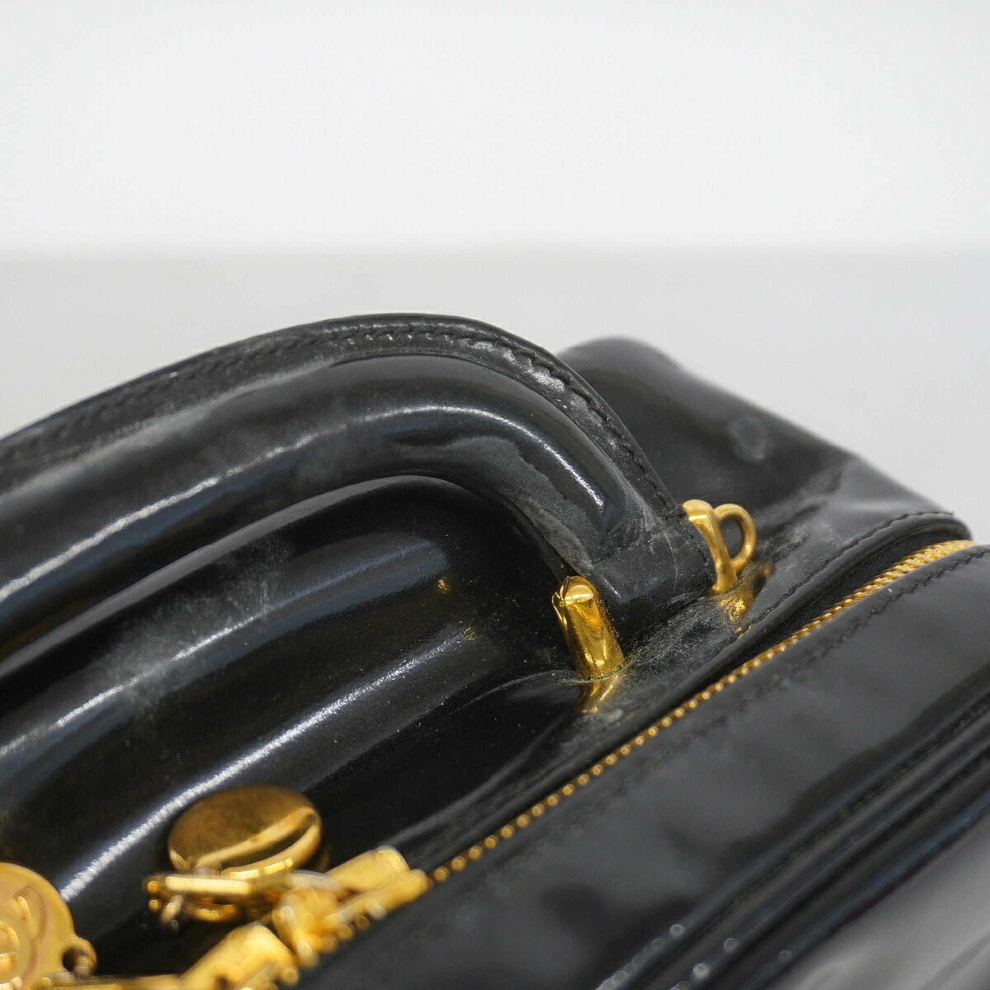 Chanel Black Patent Leather Vanity Bag (Pre-Owned)
