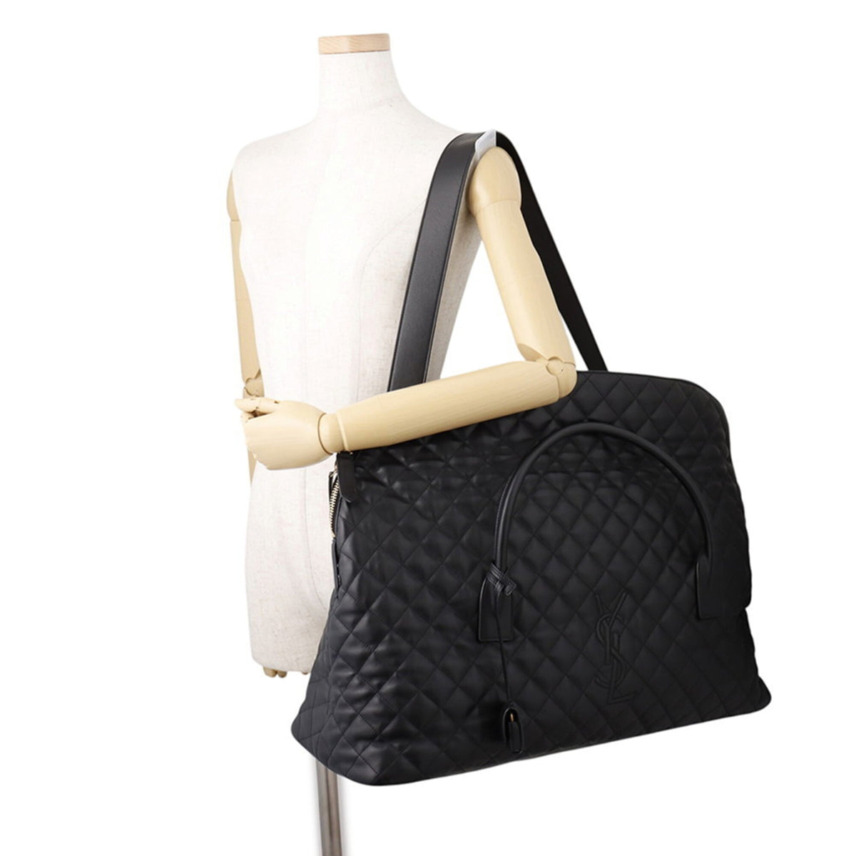 Giant Black Leather Boston Bag Handbag (Pre-Owned)