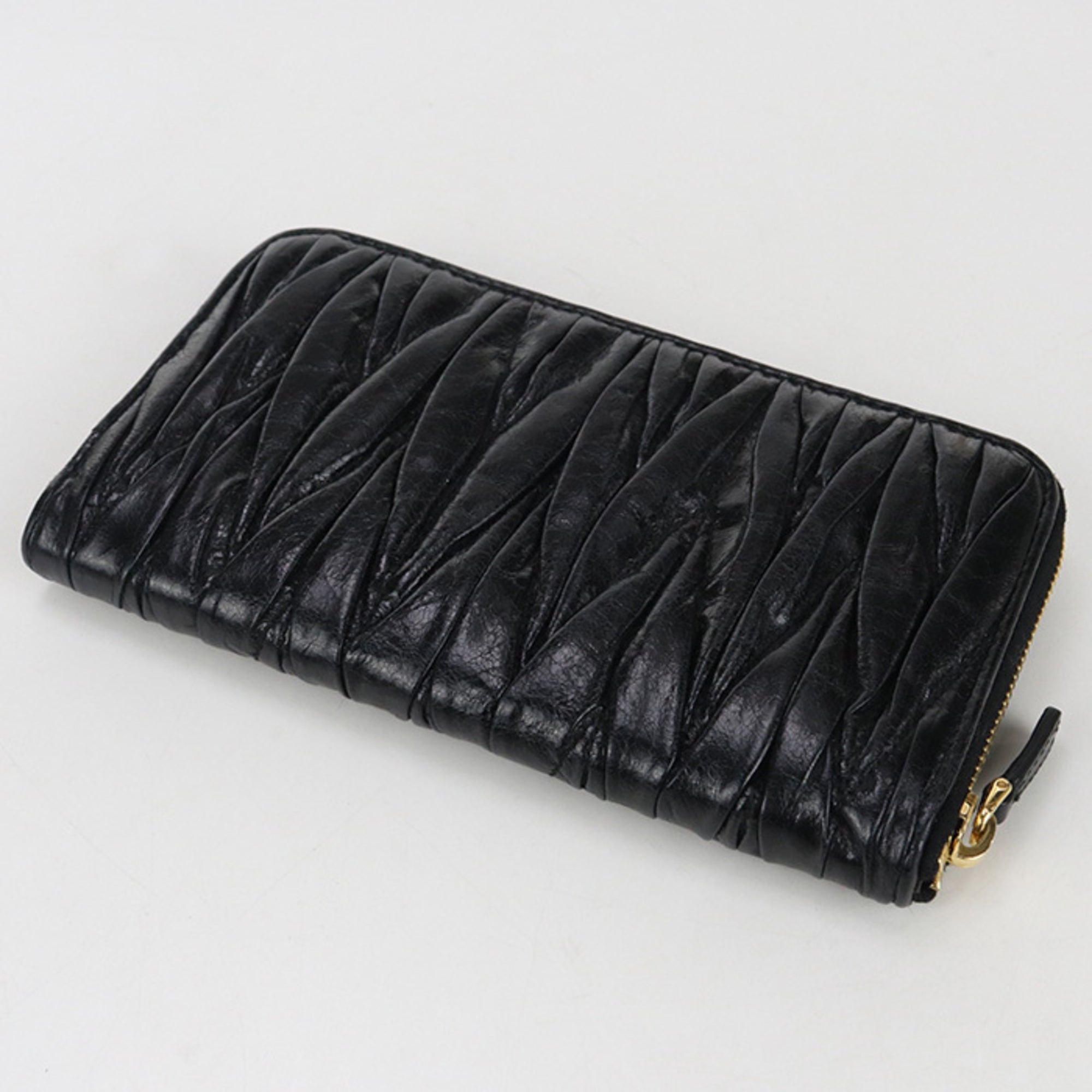 Miu Miu Matelasse Black Leather Long Wallet (Bi-Fold) (Pre-Owned)
