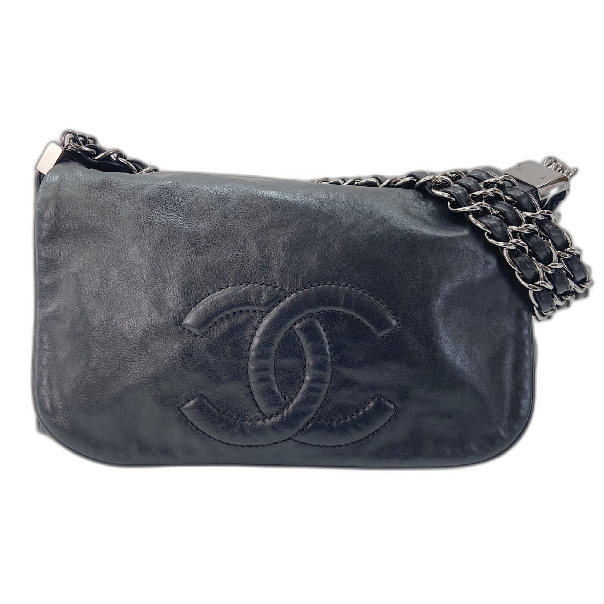 Chanel Black Shoulder Bag (Pre-Owned)