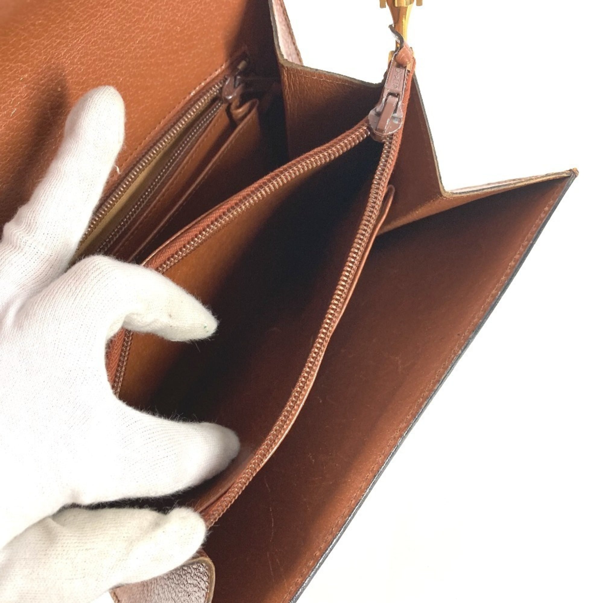 Louis Vuitton Brown Monogram Shoulder Bag (Pre-Owned)