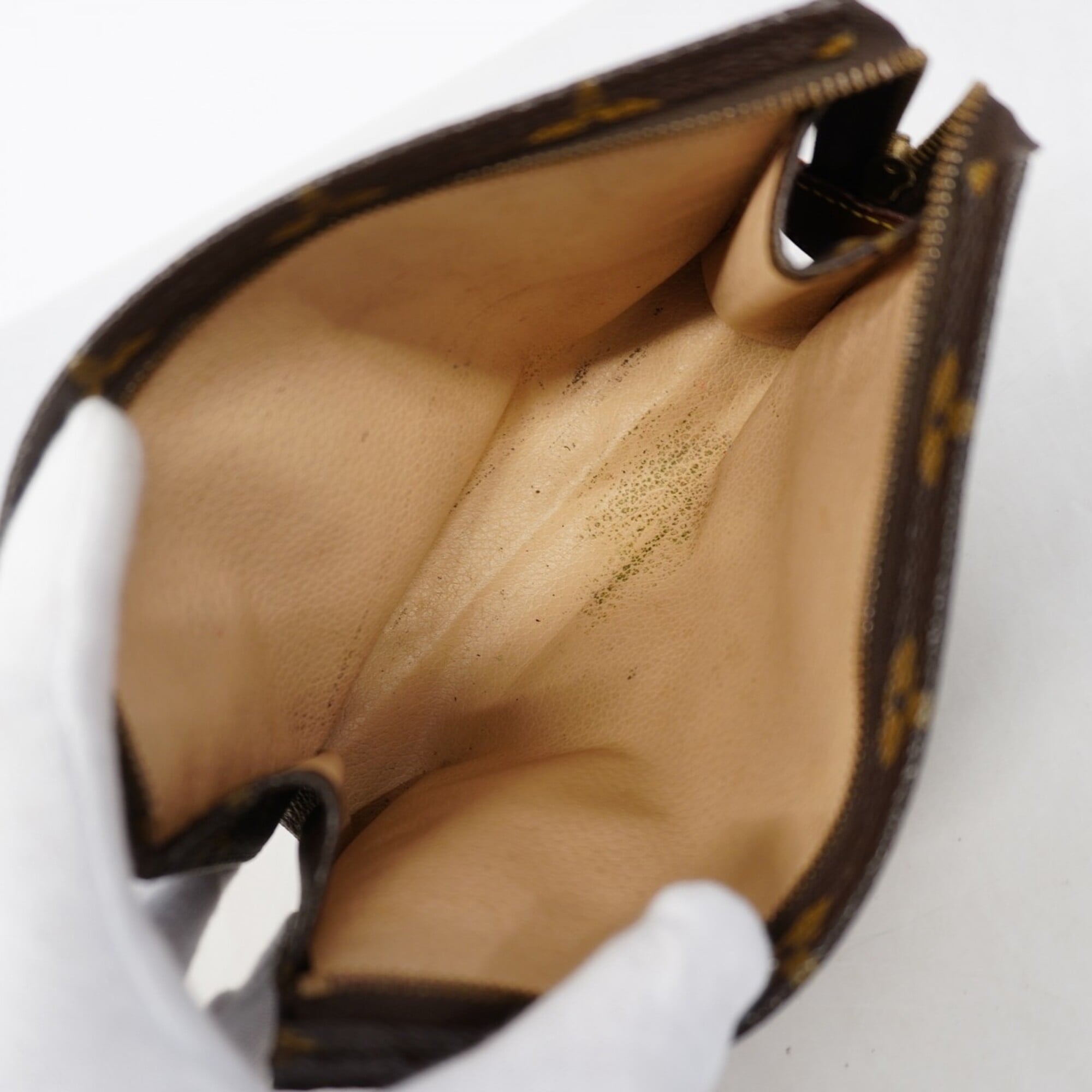 Louis Vuitton Brown Pouch (Pre-Owned)