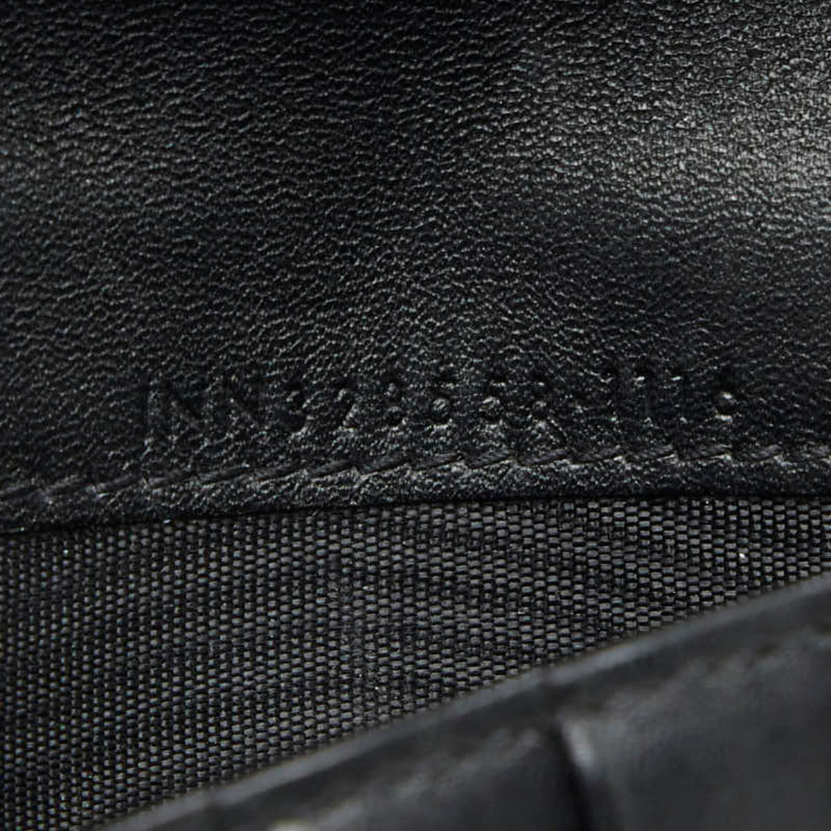 Saint Laurent Black Leather Long Wallet (Bi-Fold) (Pre-Owned)