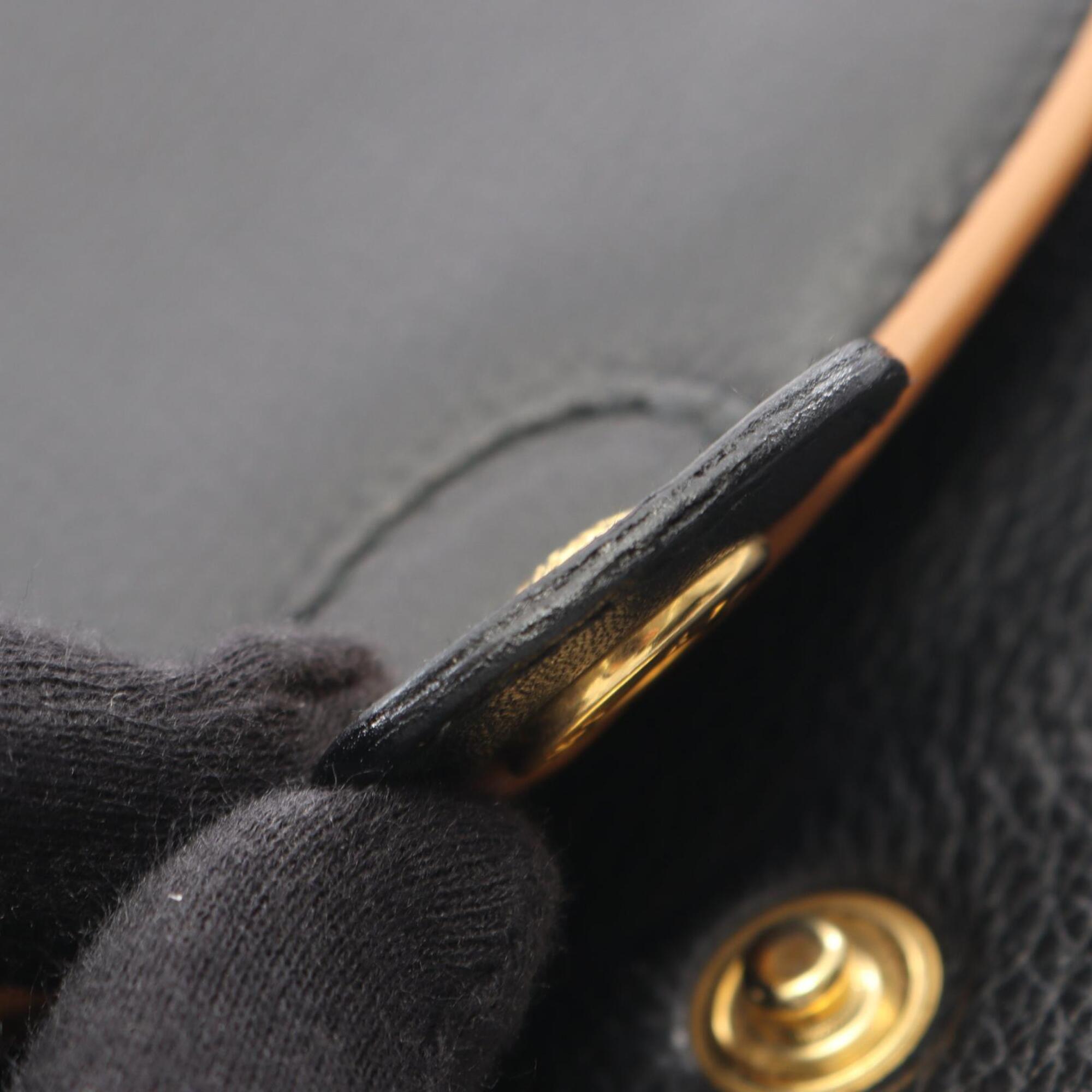 Celine Black Leather Handbag Shoulder Bag (Pre-Owned)