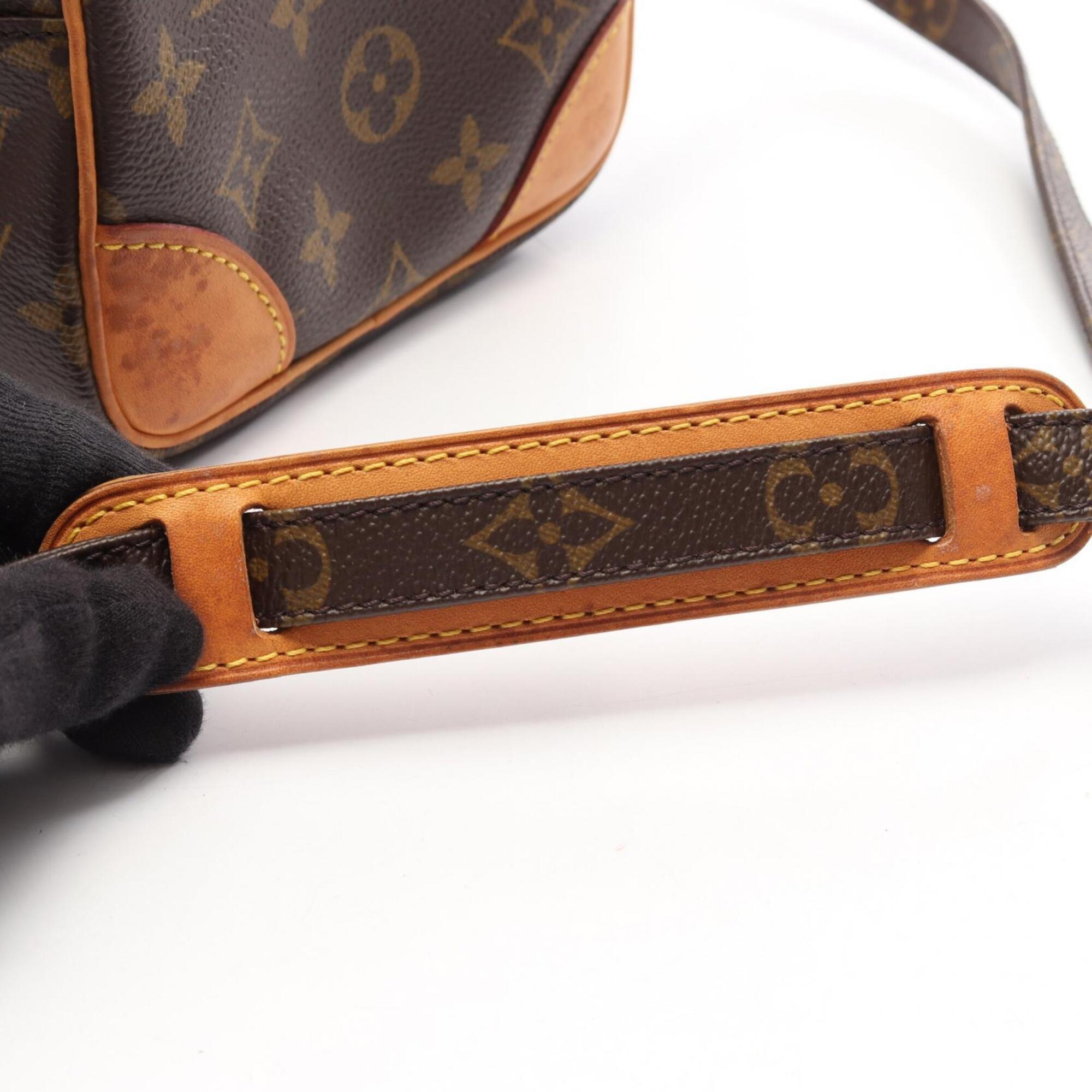 Louis Vuitton Brown Monogram Monogram Leather Shoulder Bag (Pre-Owned)