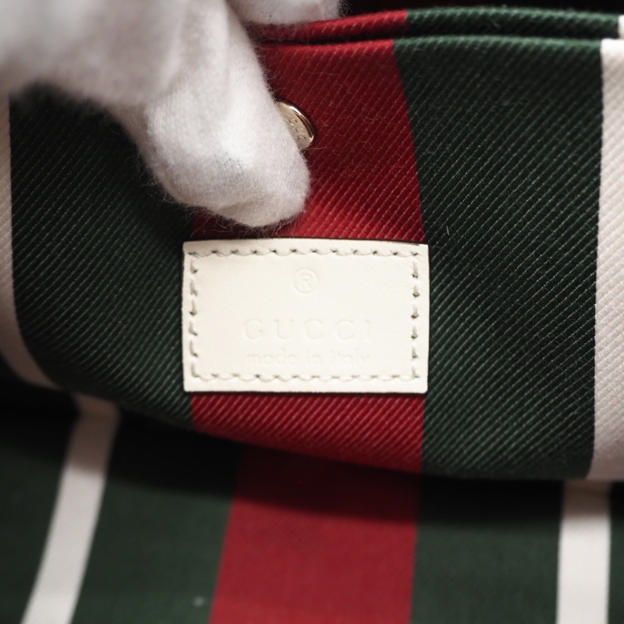 Gucci Beige White Coated Canvas Leather Shoulder Bag (Pre-Owned)