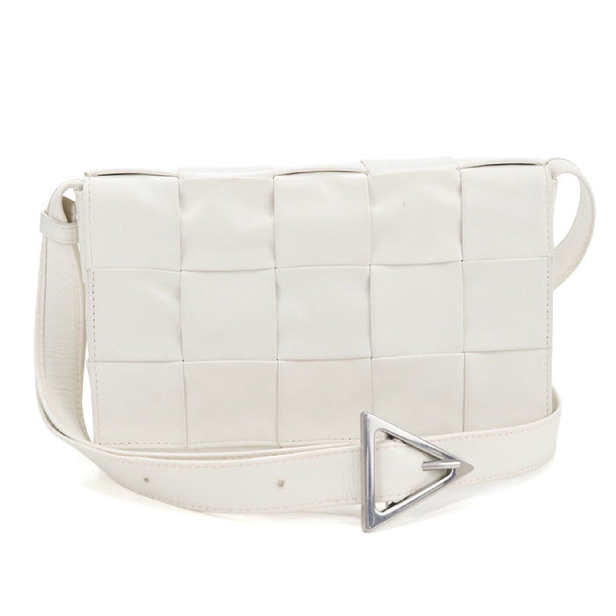Bottega Veneta White Leather Shoulder Bag (Pre-Owned)