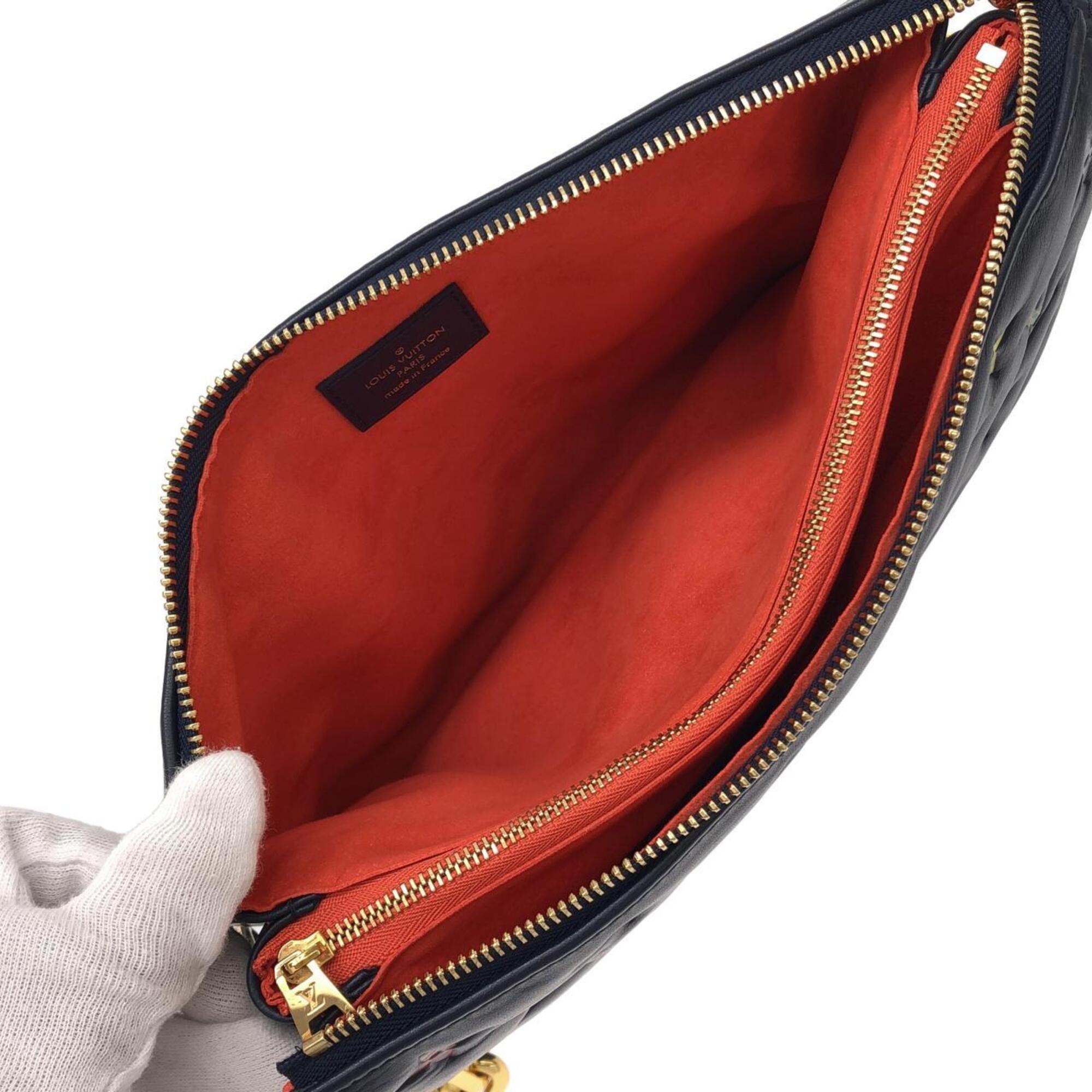 Louis Vuitton Navy Leather Shoulder Bag (Pre-Owned)