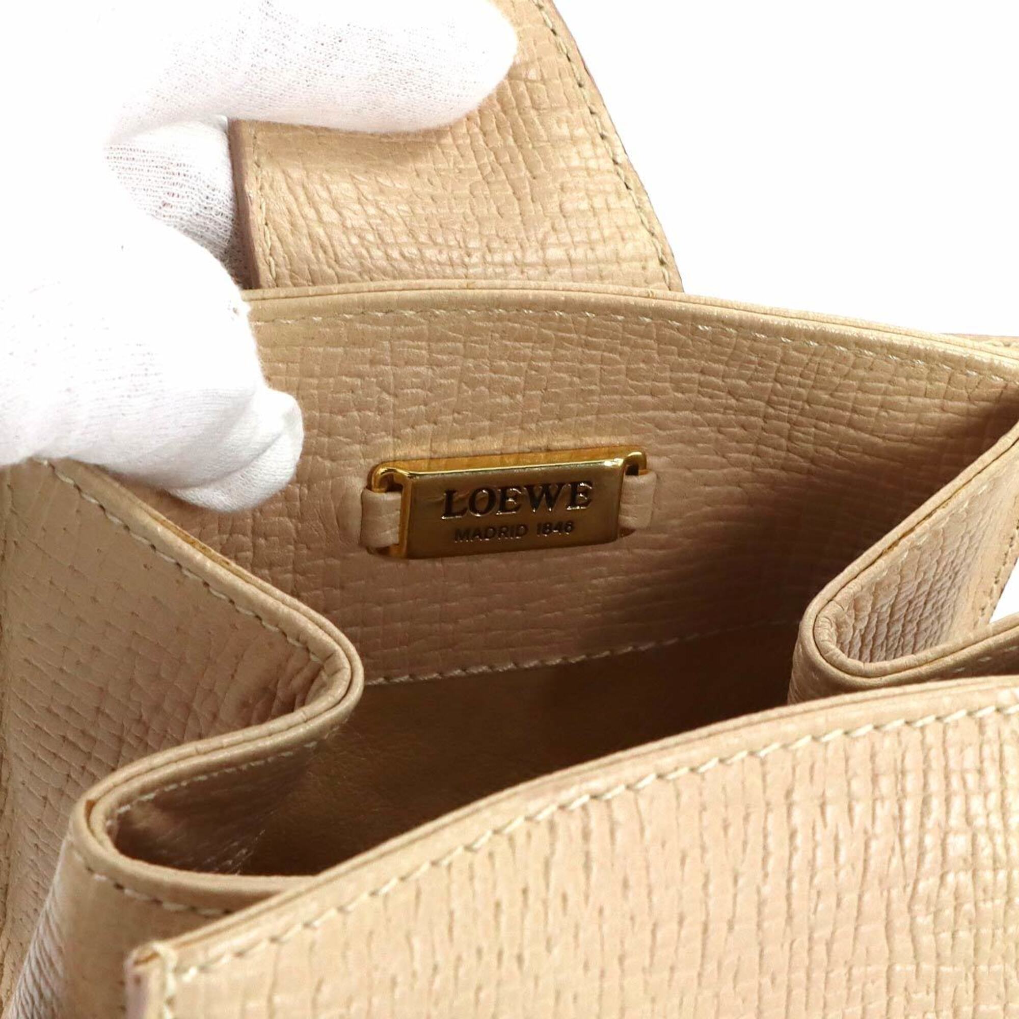 Loewe Beige Leather Handbag Shoulder Bag (Pre-Owned)