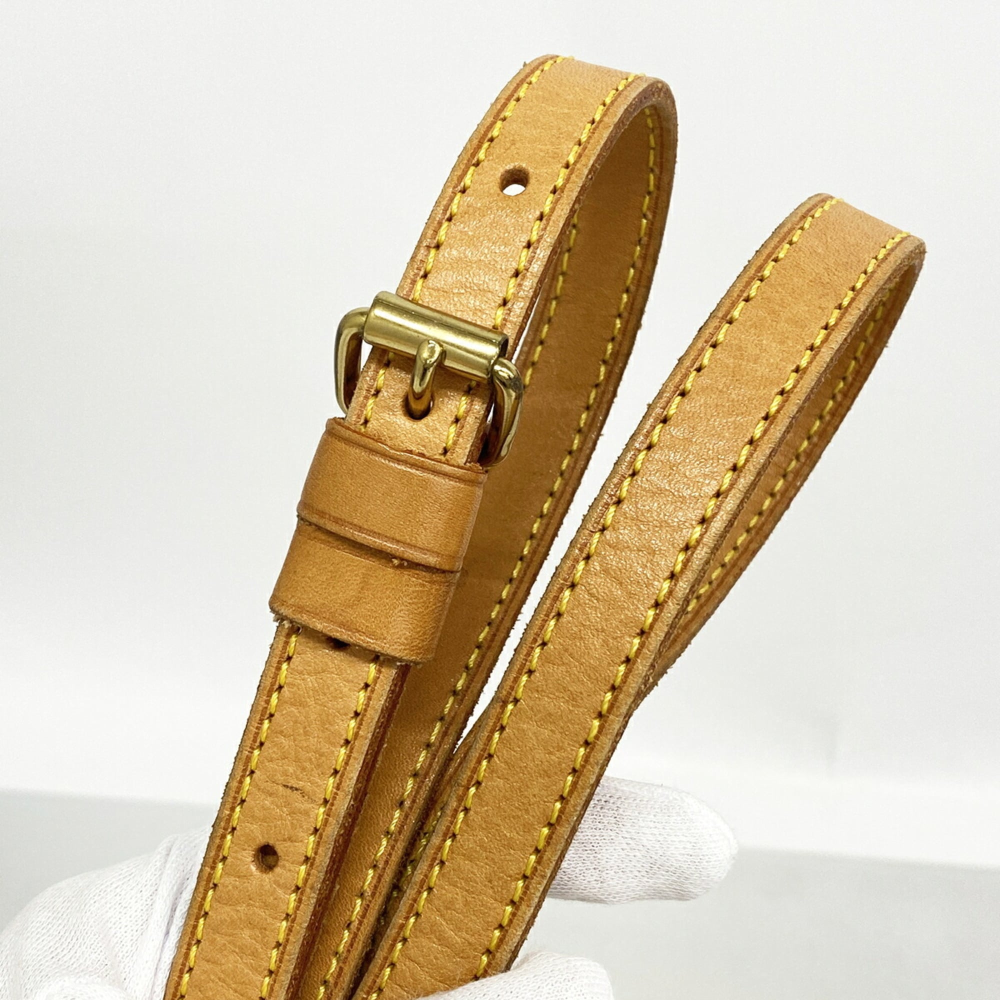 Louis Vuitton Brown Shoulder Bag (Pre-Owned)