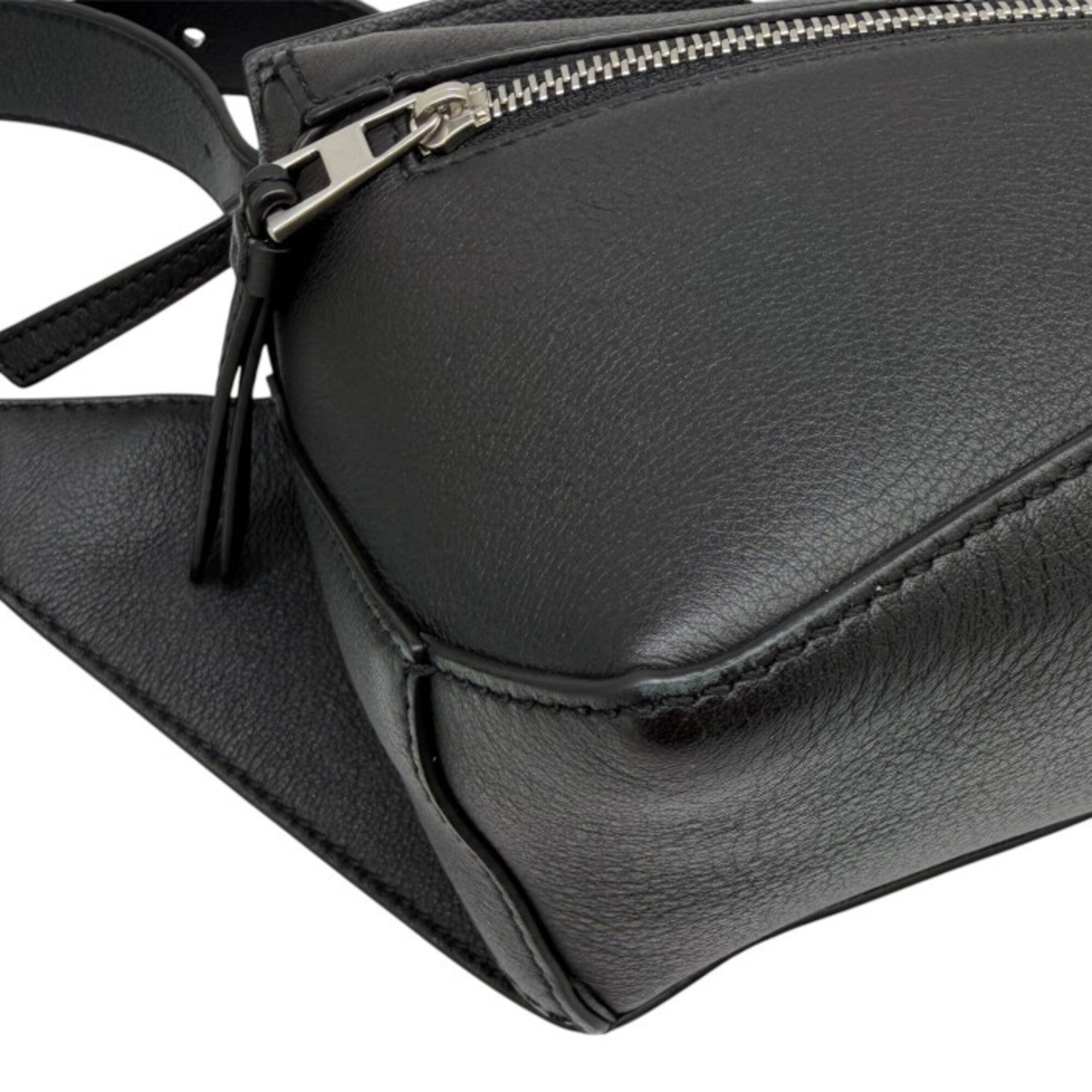 Loewe Puzzle Black Leather Fanny Pack Sling Bag (Pre-Owned)