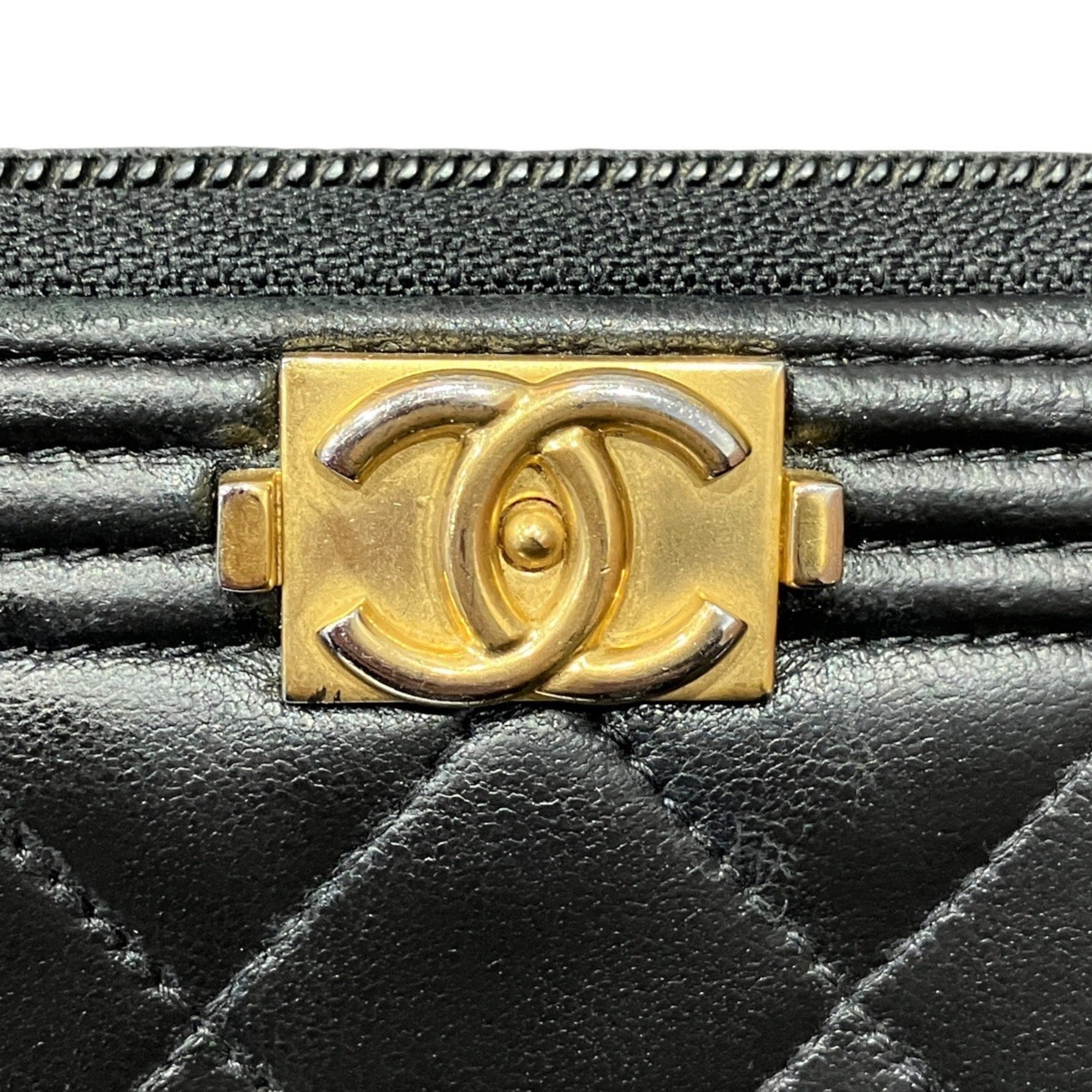 Chanel Black Leather Long Wallet (Bi-Fold) (Pre-Owned)