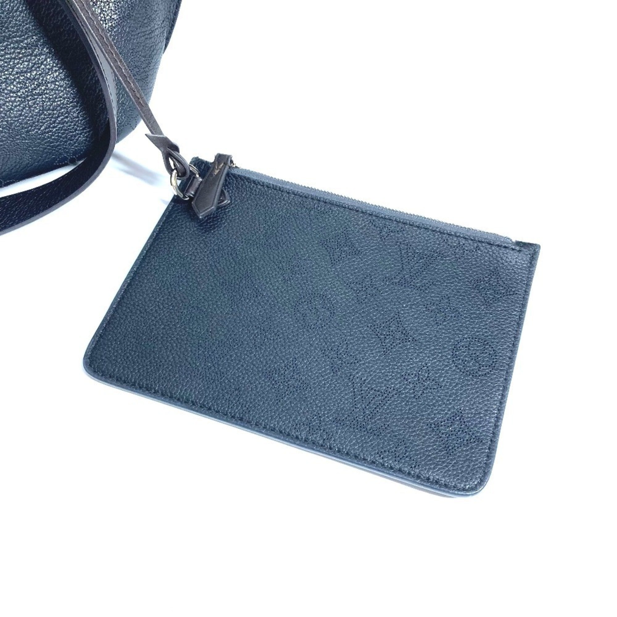 Louis Vuitton Black Noir Monogram Mahina Leather Leather Handbag Shoulder Bag Tote Bag (Pre-Owned)
