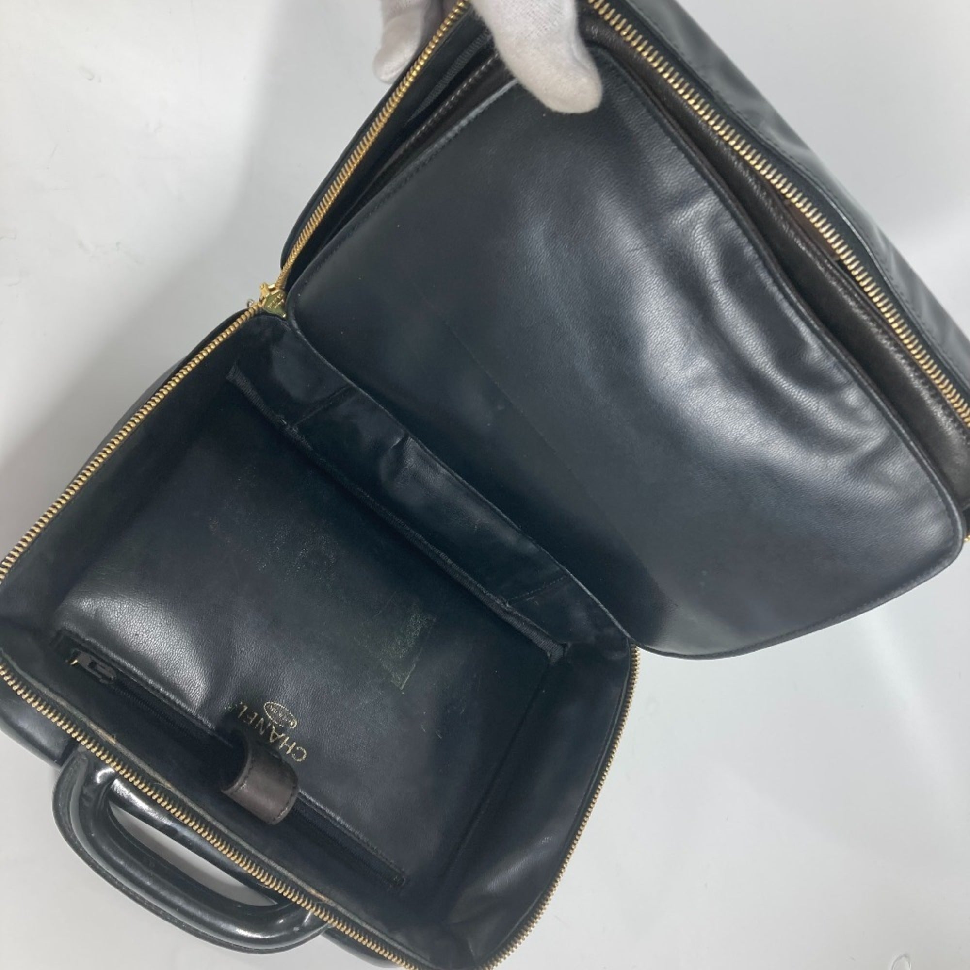 Chanel Black Leather Handbag Vanity Bag (Pre-Owned)