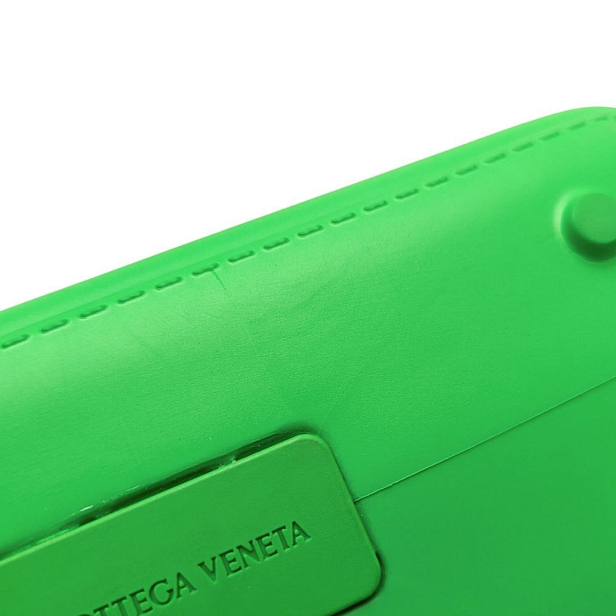 Bottega Veneta Green Rubber Handbag (Pre-Owned)