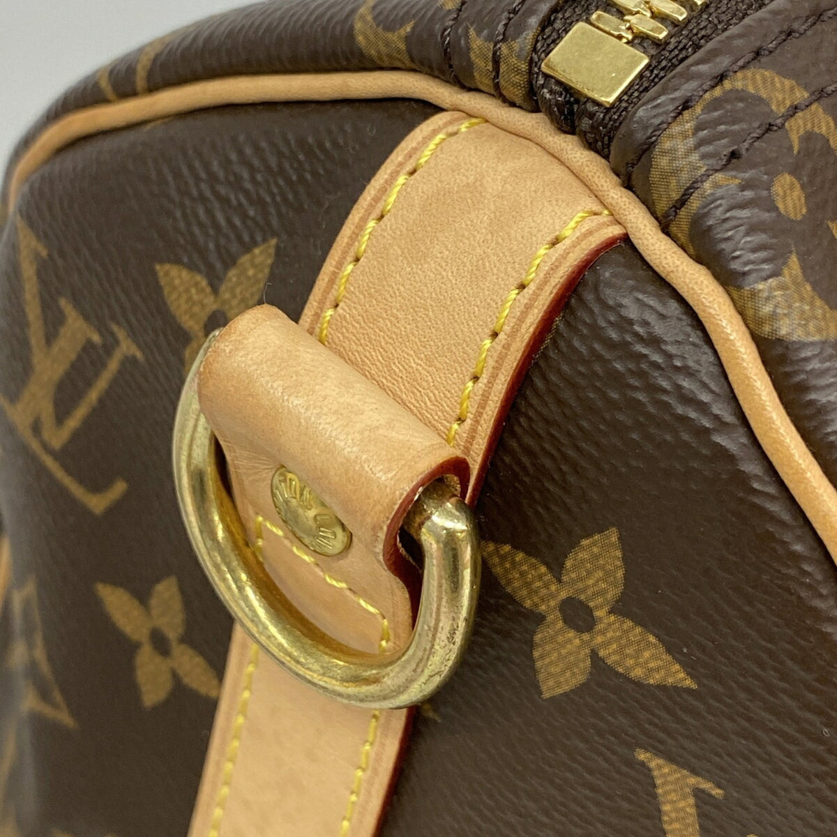 Louis Vuitton Brown Handbag (Pre-Owned)