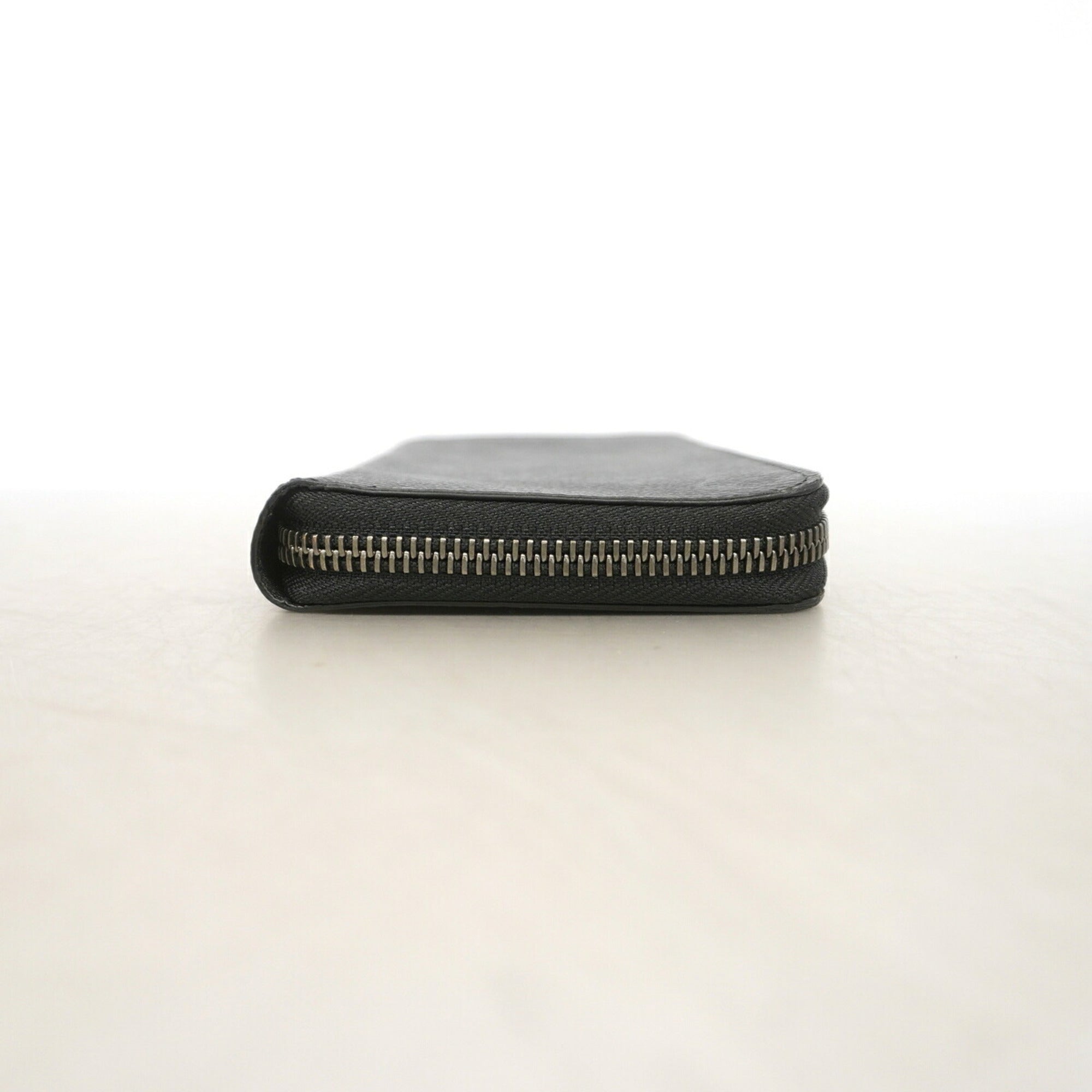 Louis Vuitton Black Long Wallet (Bi-Fold) (Pre-Owned)
