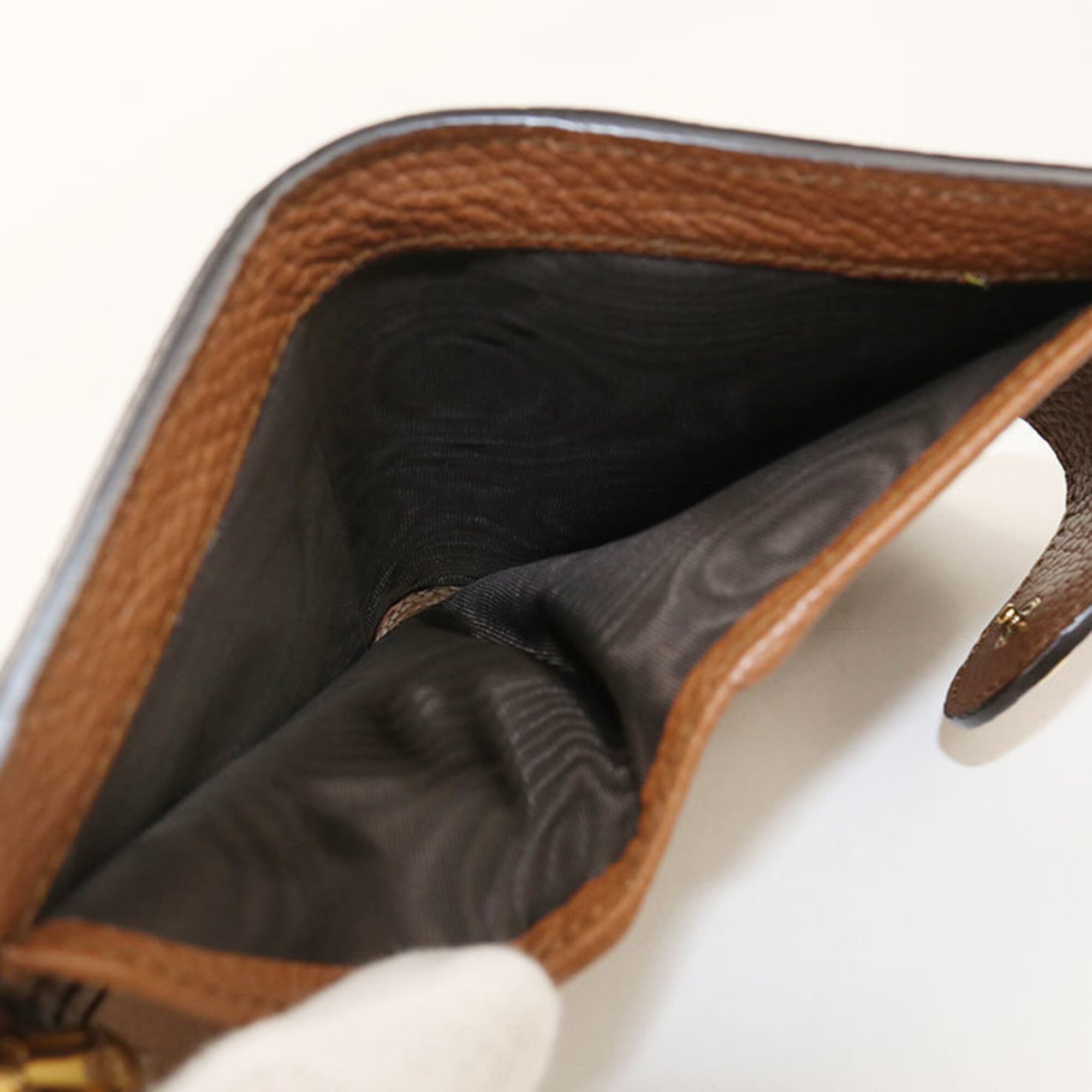 Gucci Brown Leather Wallet (Bi-Fold) (Pre-Owned)