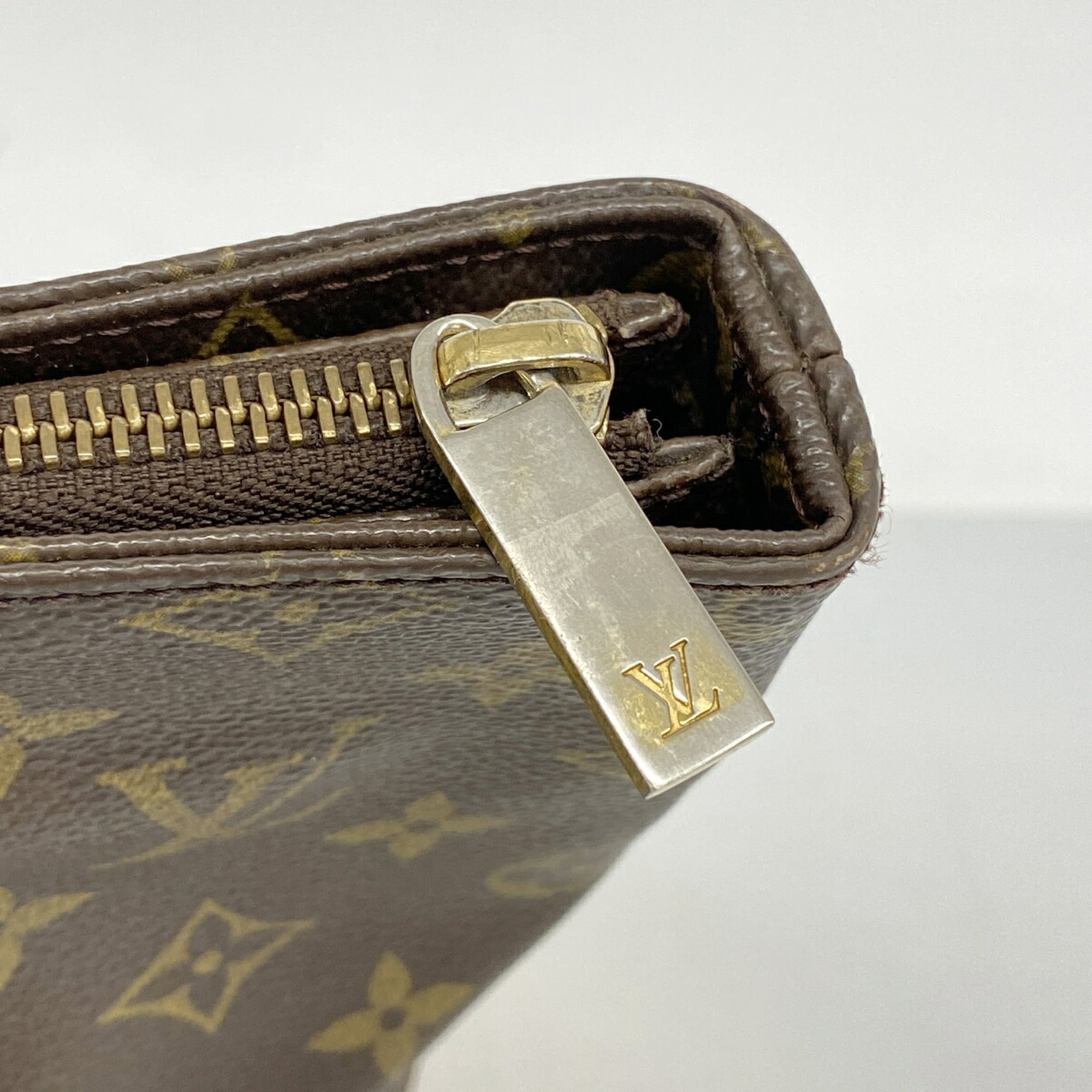 Louis Vuitton Brown Tote Bag (Pre-Owned)