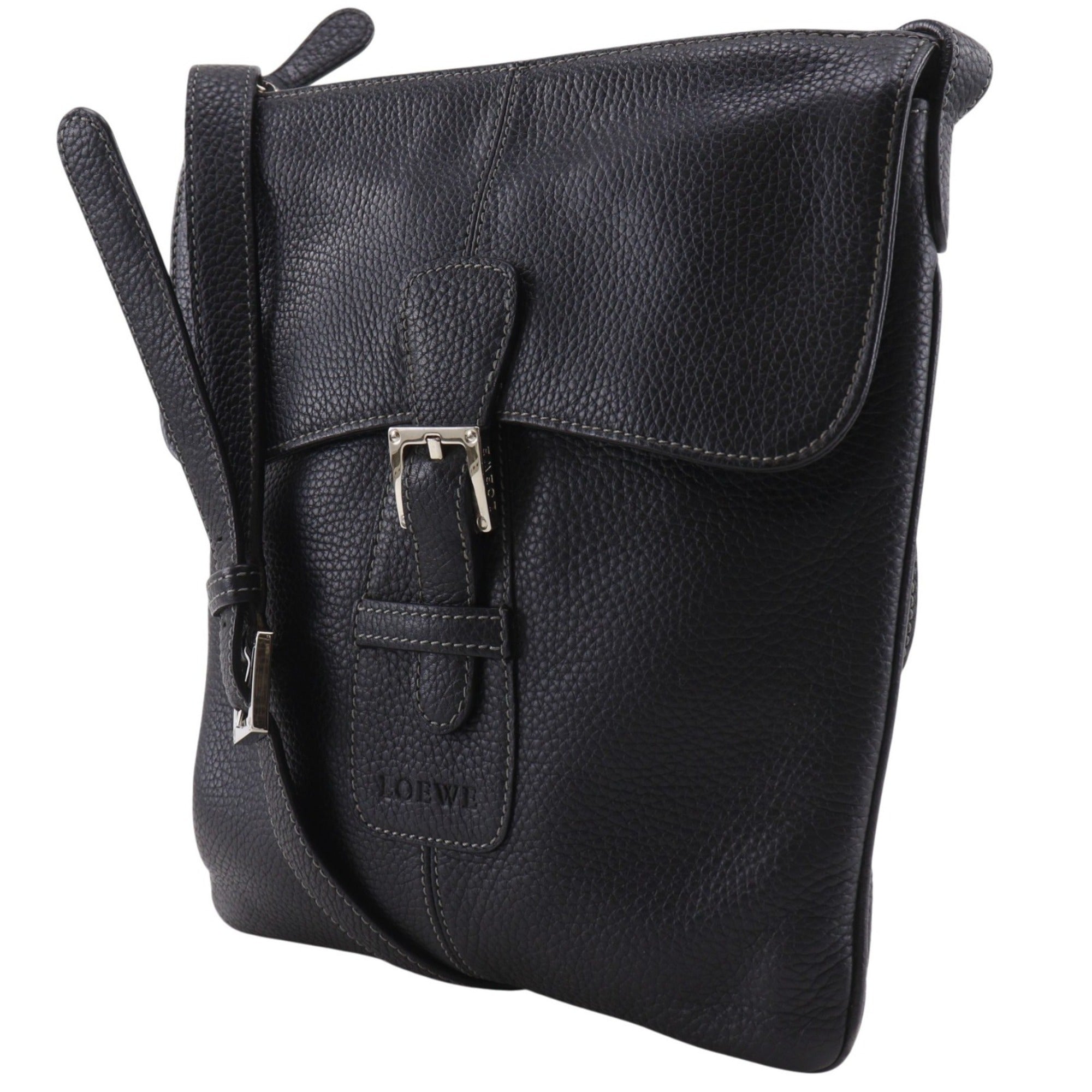 Loewe Black Leather Shoulder Bag (Pre-Owned)