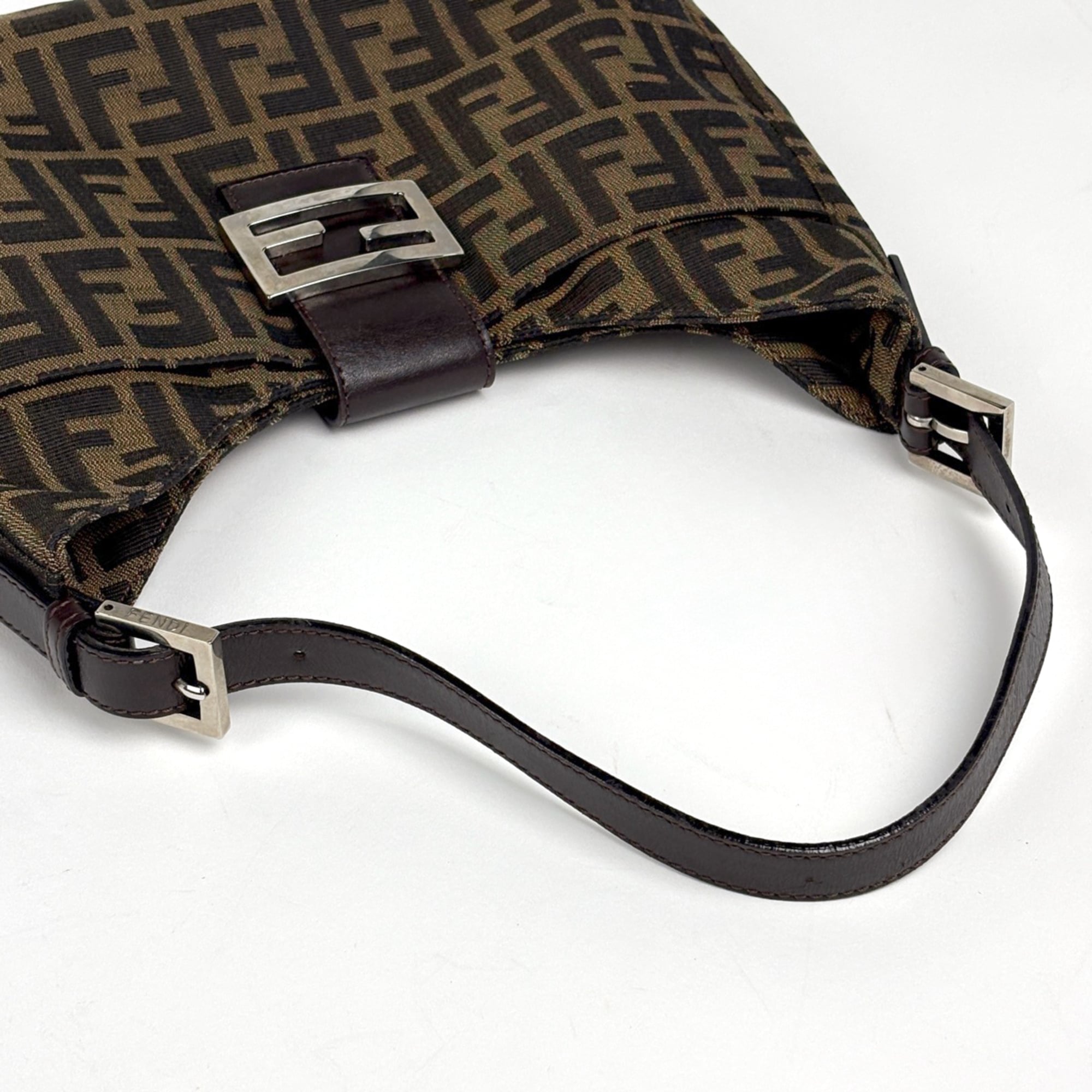 Fendi Brown Canvas Leather Shoulder Bag (Pre-Owned)
