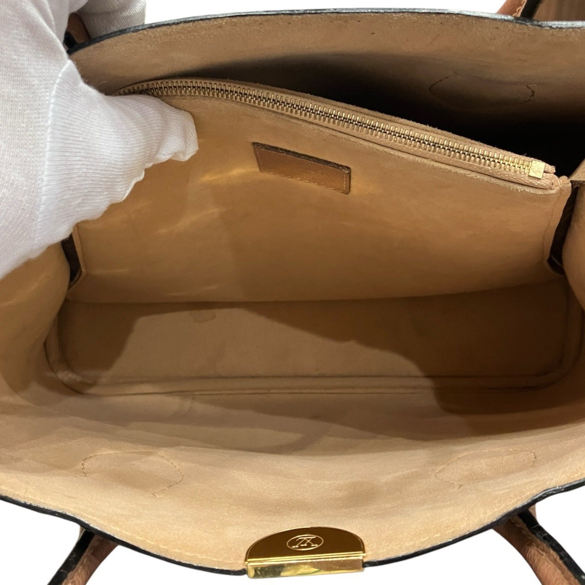 Louis Vuitton Brown Monogram Monogram Handbag (Pre-Owned)