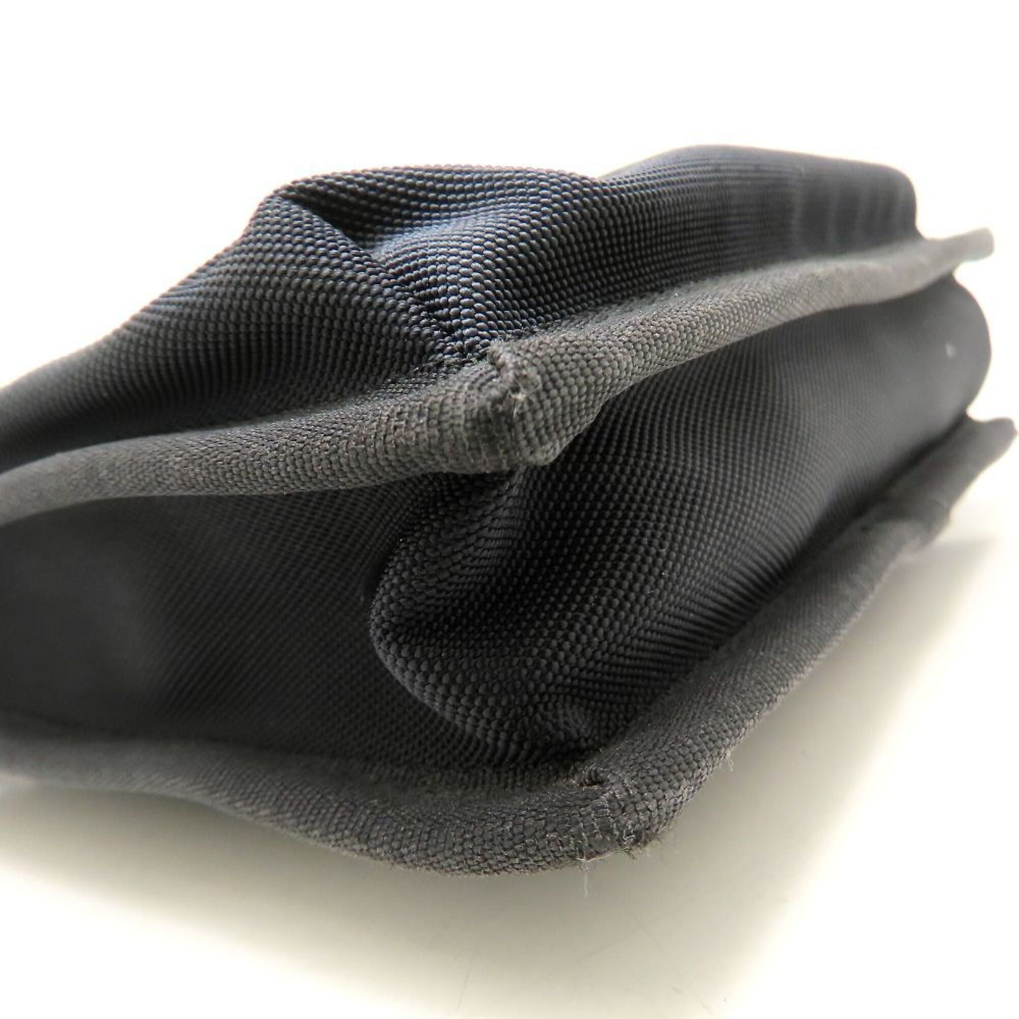 Balenciaga Black Nylon Canvas Shoulder Bag (Pre-Owned)