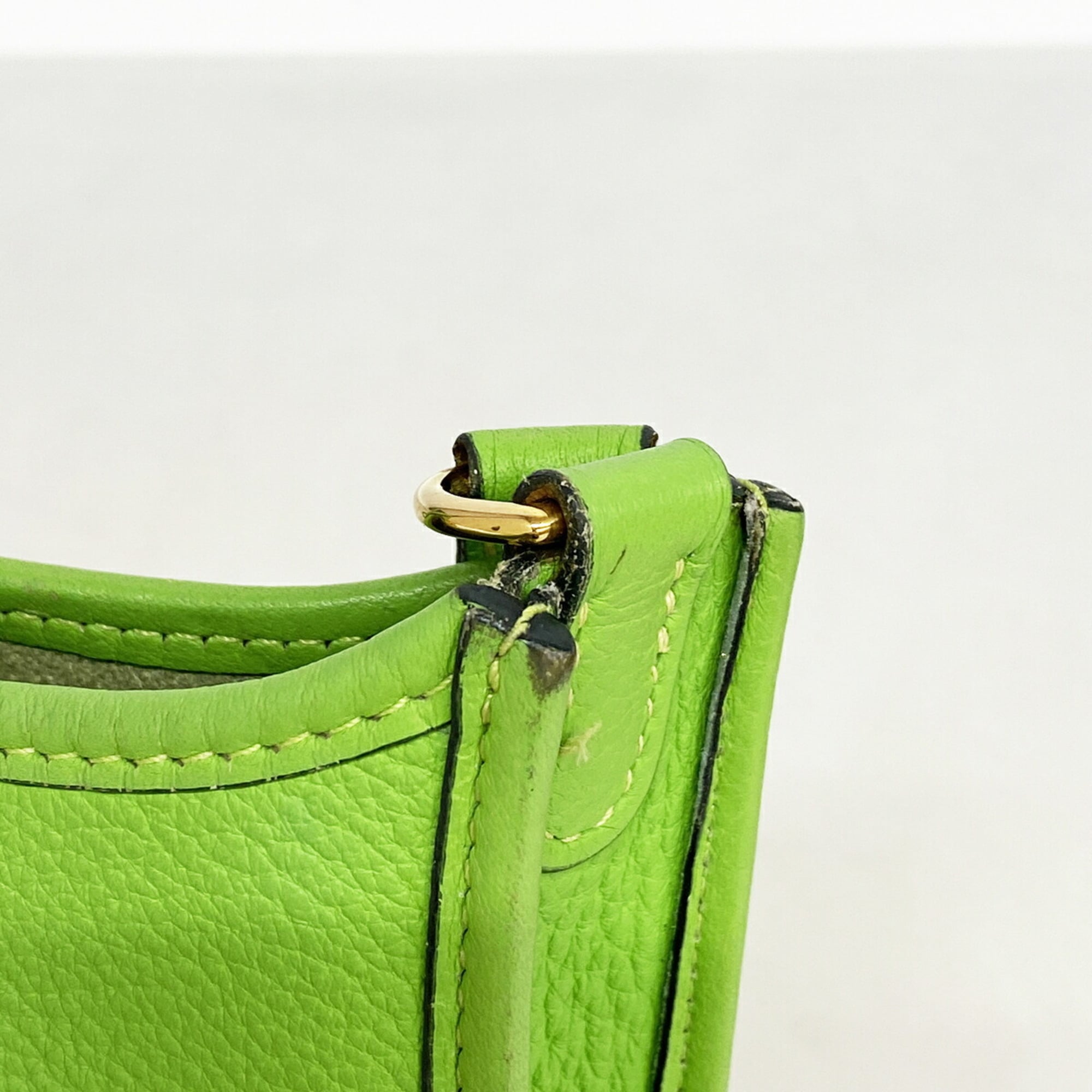 Hermes Apple Green Taurillon Clemence Leather Shoulder Bag (Pre-Owned)
