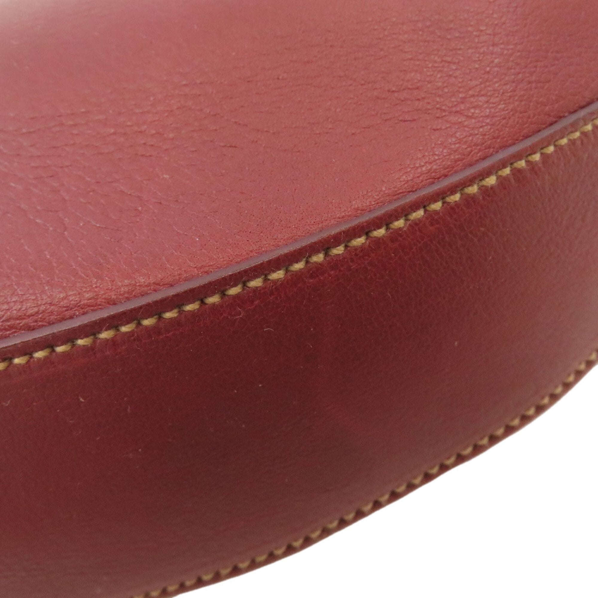 Salvatore Ferragamo Bordeaux Leather Shoulder Bag (Pre-Owned)