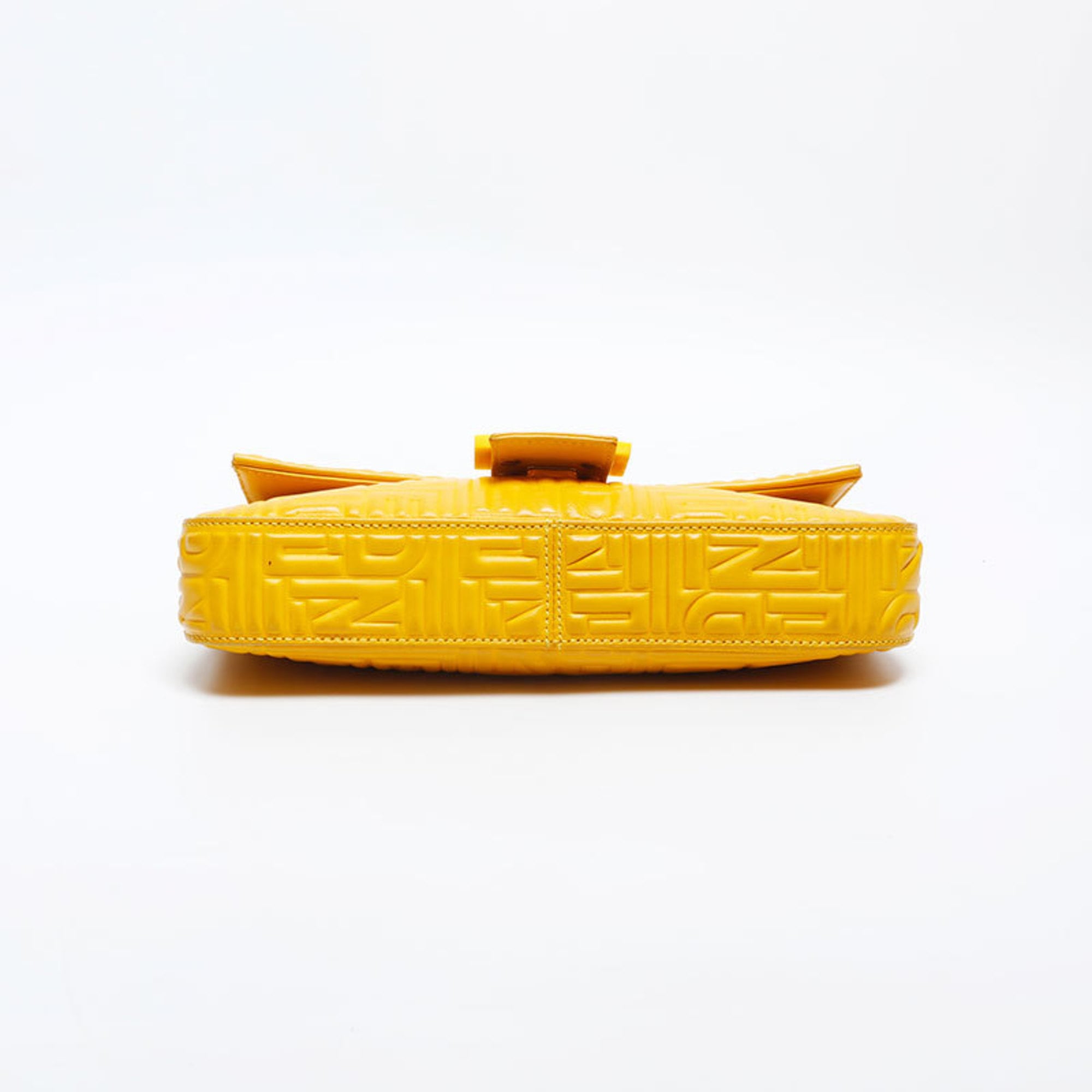 Fendi Yellow Leather Shoulder Bag (Pre-Owned)