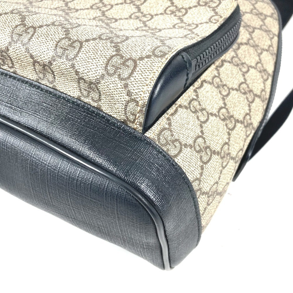 Gucci Beige Black Gg Supreme Backpack (Pre-Owned)