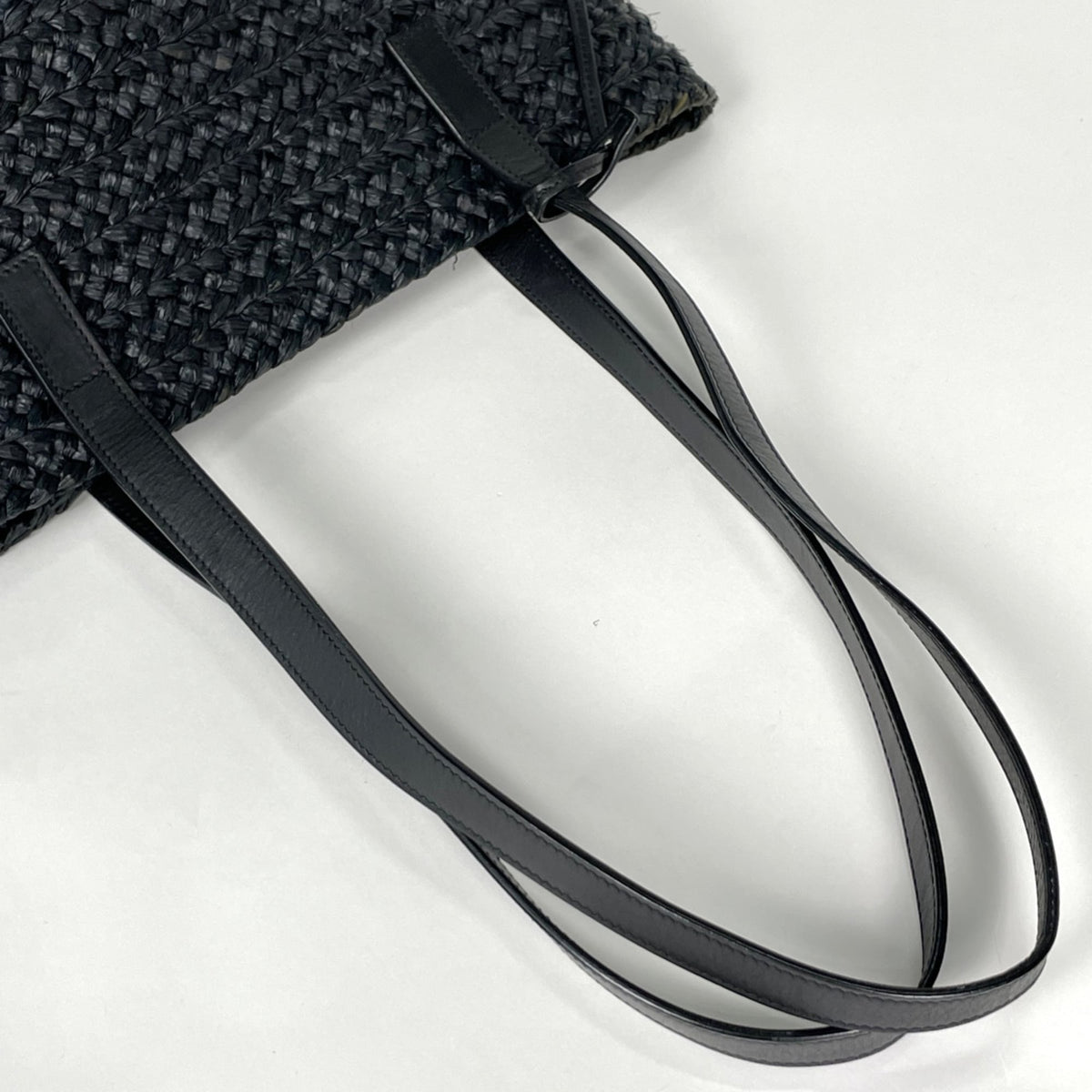 Saint Laurent Black Raffia Leather Tote Bag (Pre-Owned)