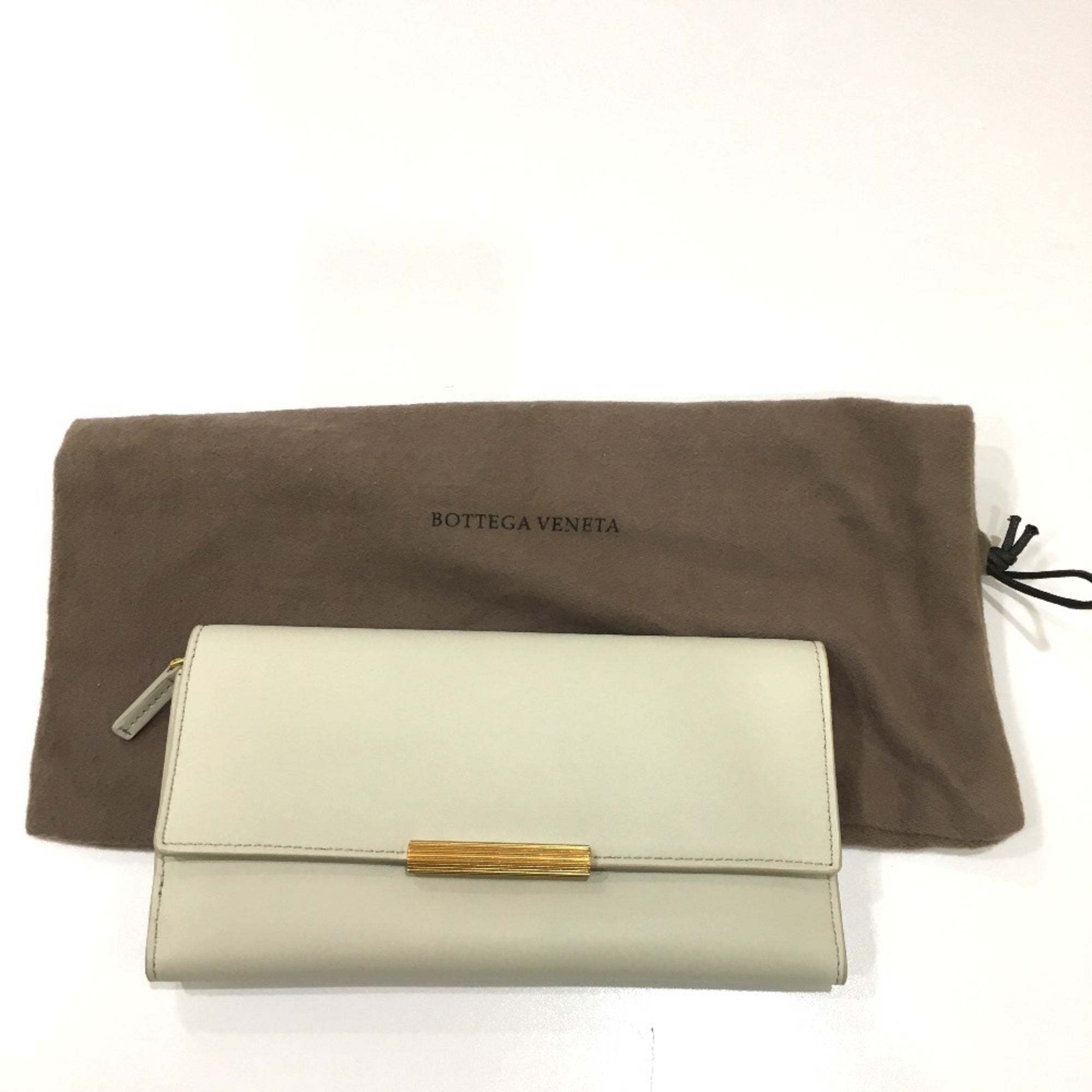 Bottega Veneta Off-White Leather Long Wallet (Tri-Fold) (Pre-Owned)