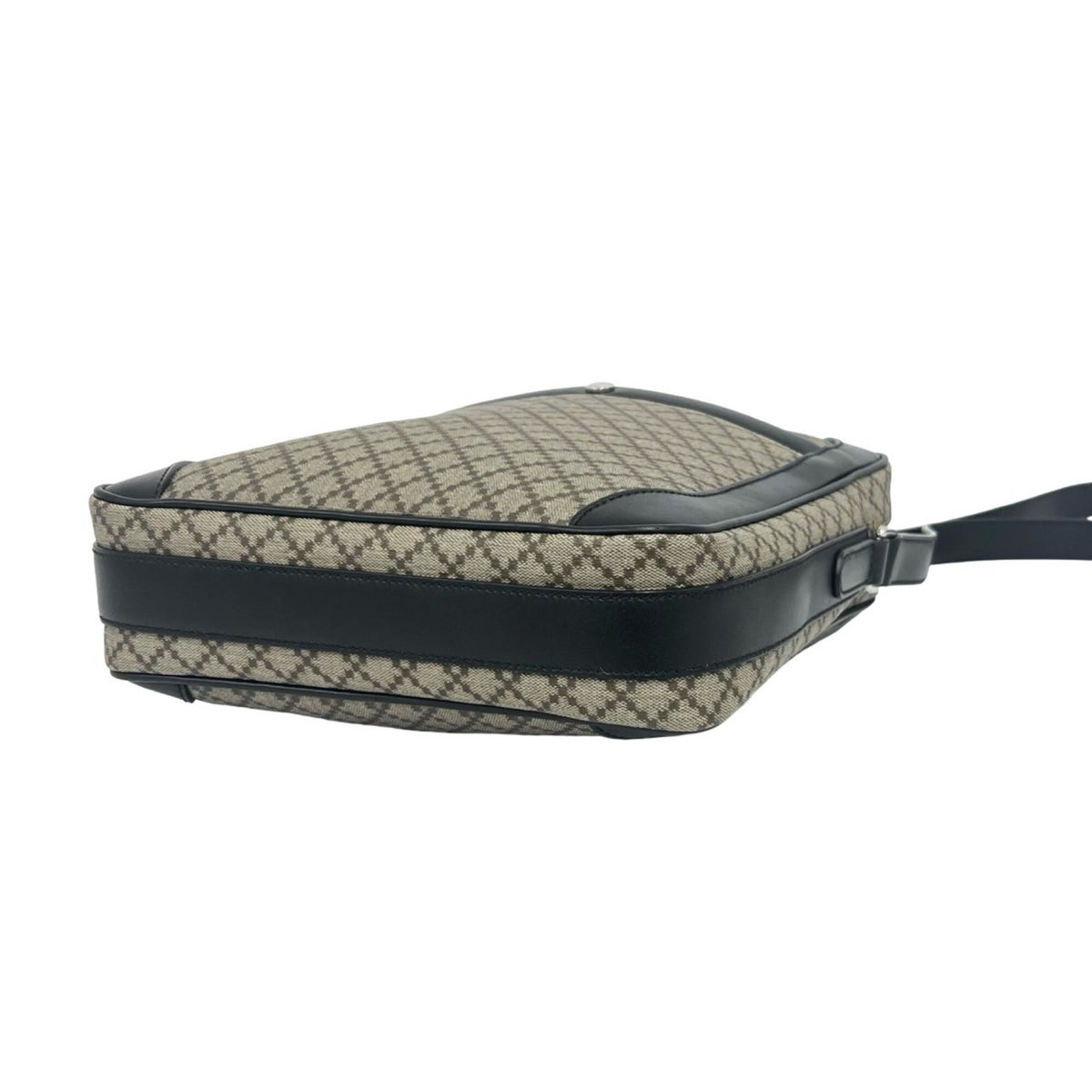 Gucci Beige Black Pvc Leather Pochette Shoulder Bag (Pre-Owned)