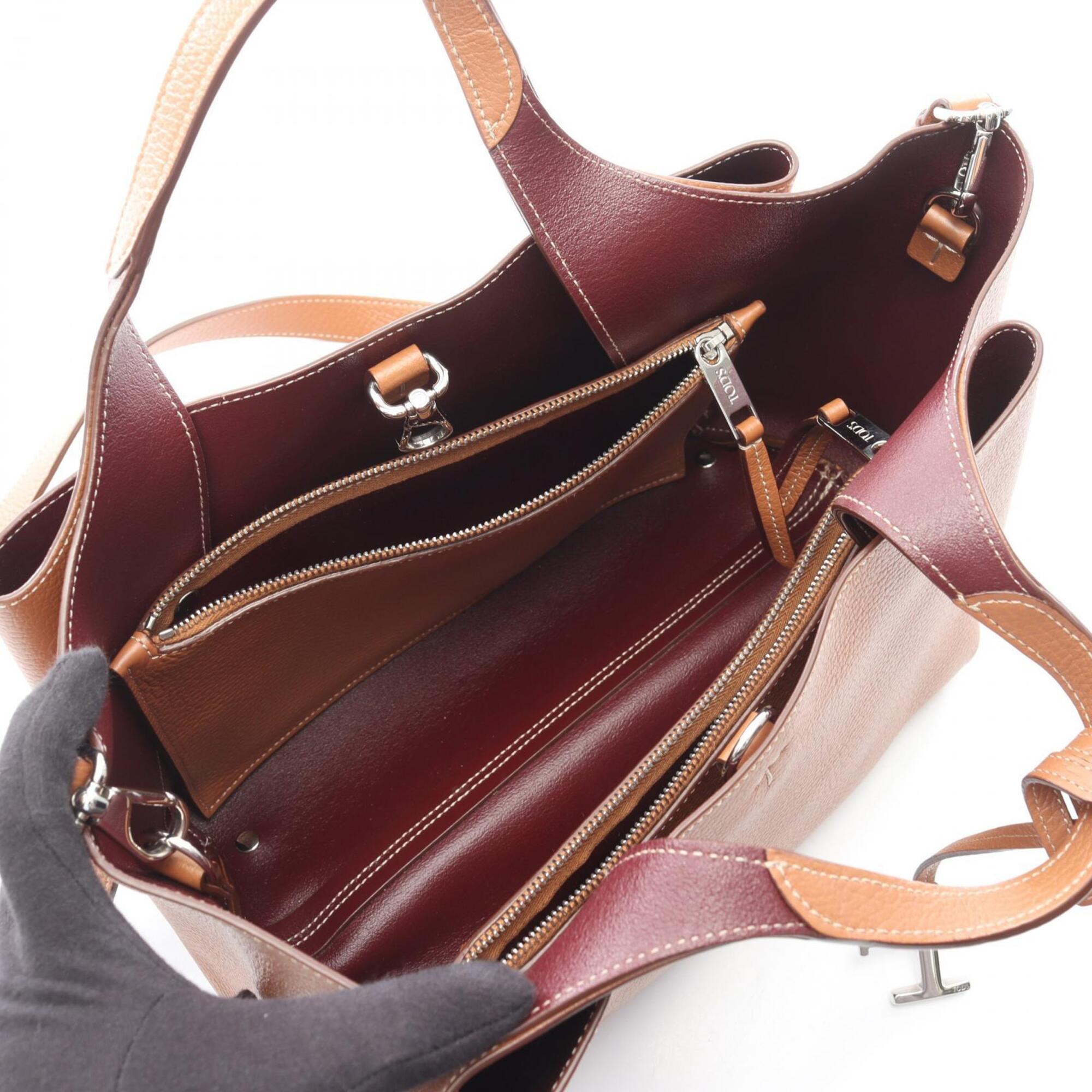 Tod's Brown Leather Handbag (Pre-Owned)