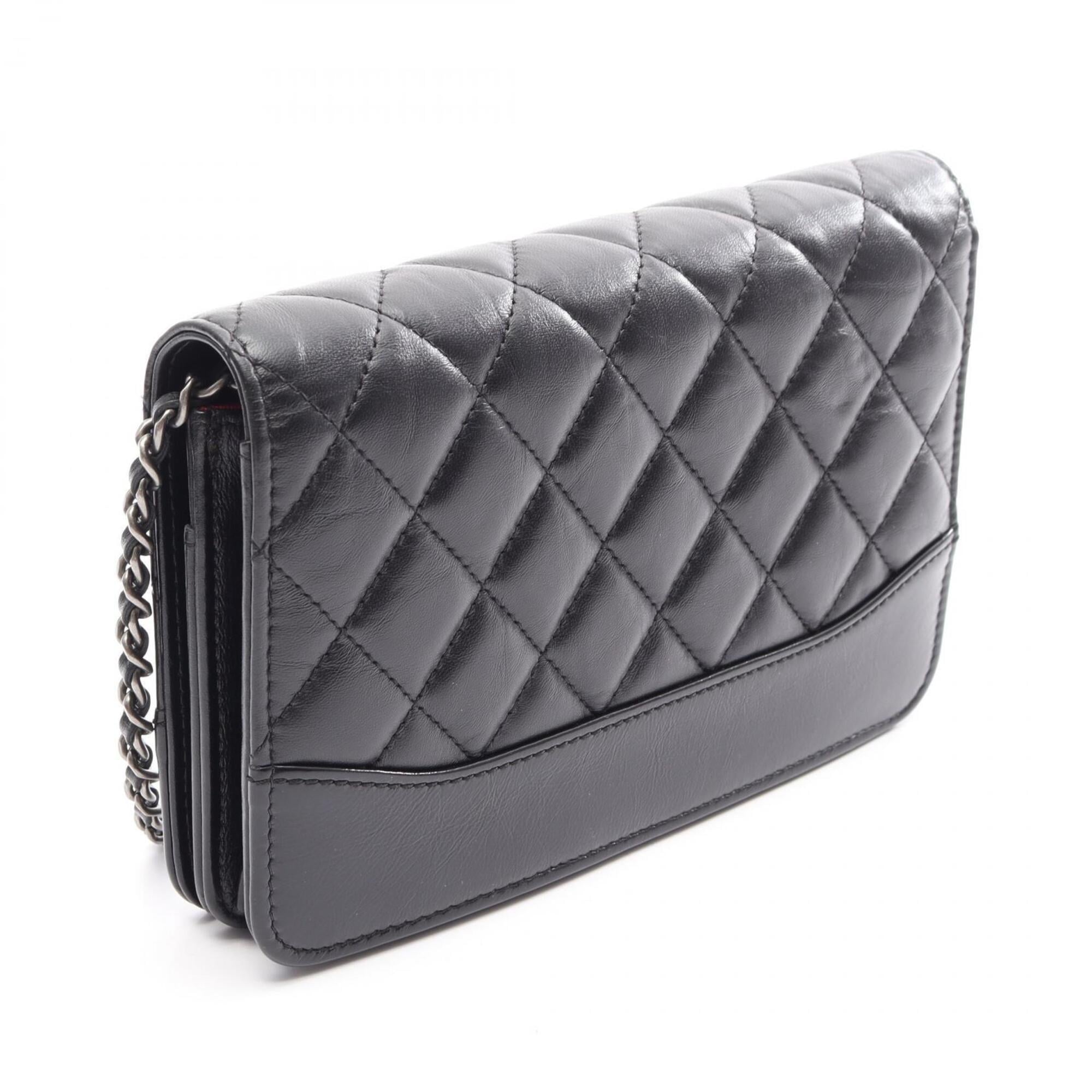 Chanel Black Leather Handbag Shoulder Bag (Pre-Owned)