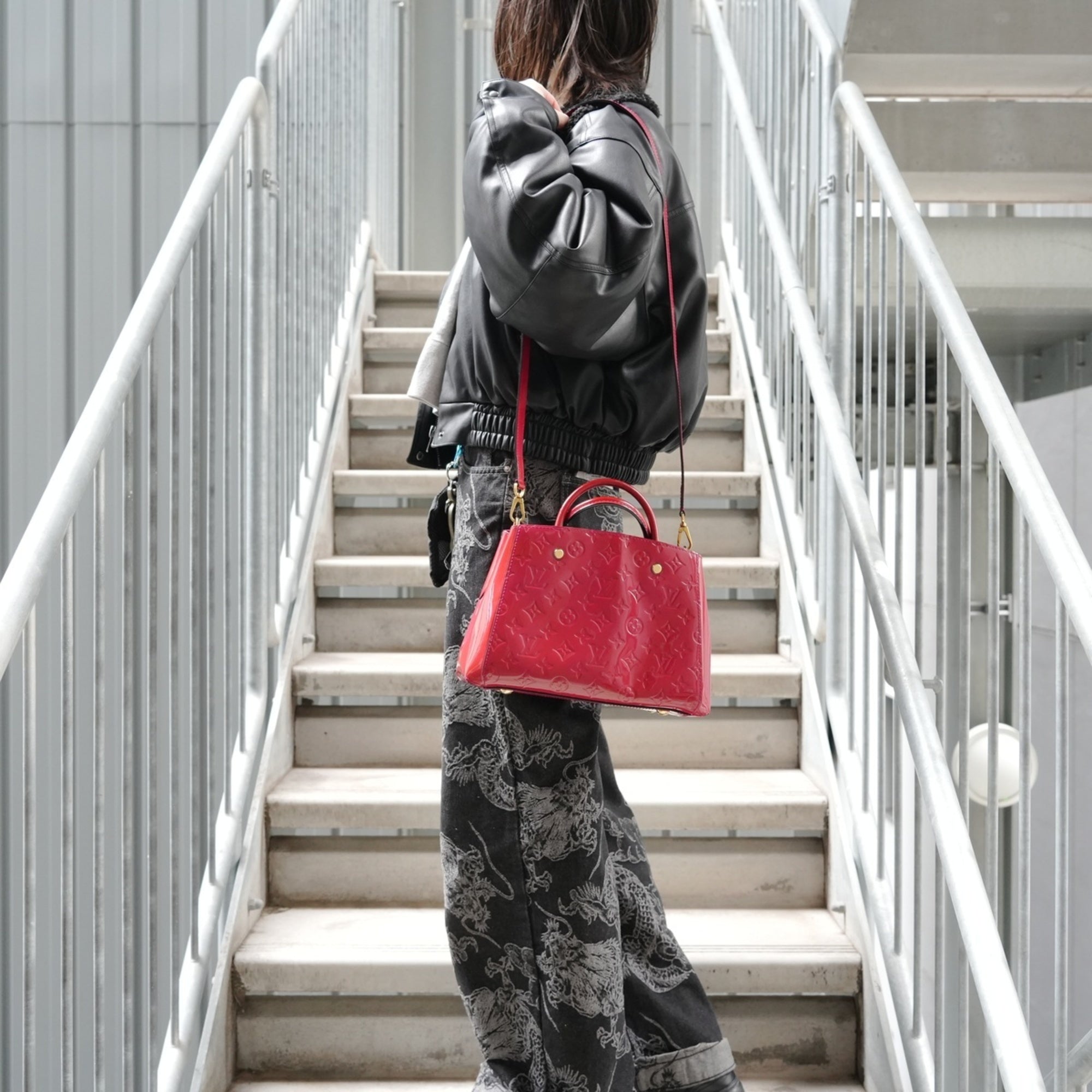 Louis Vuitton Red Color Vernis Handbag (Pre-Owned)