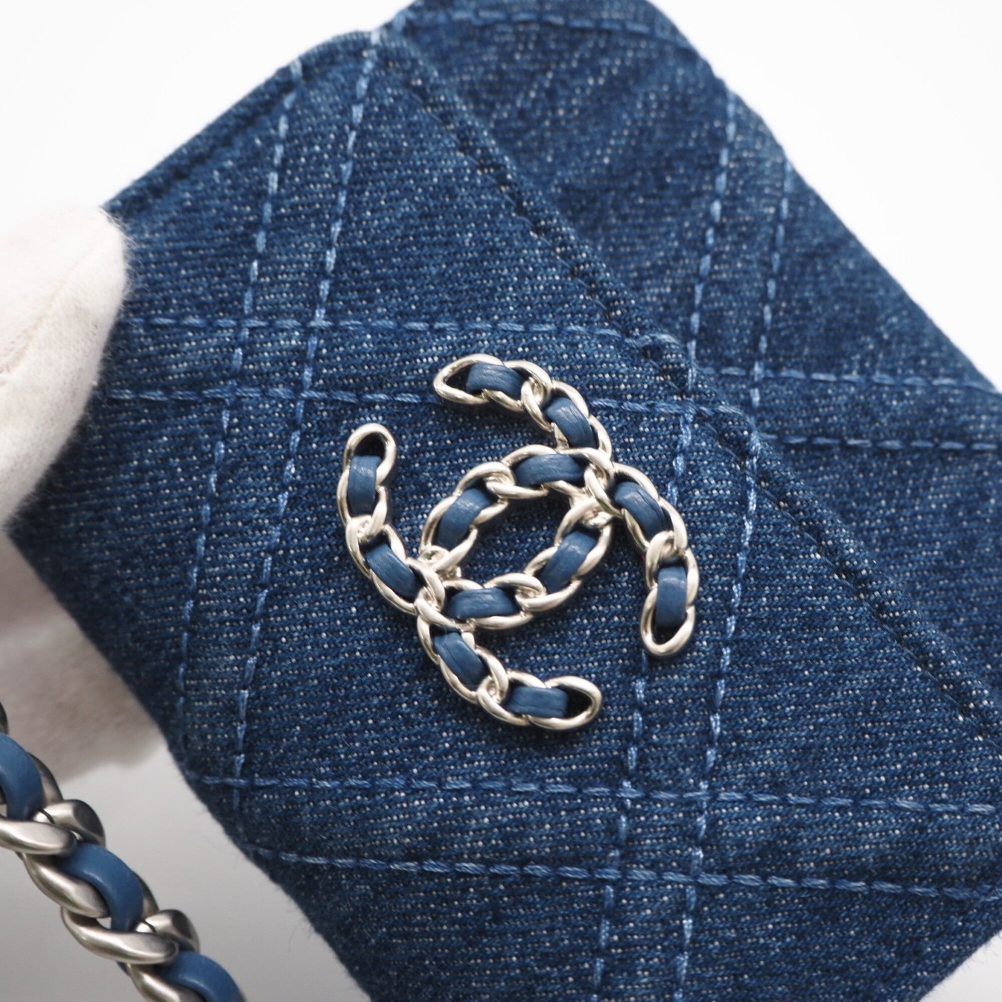 Chanel Denim Blue Denim Leather Shoulder Bag (Pre-Owned)