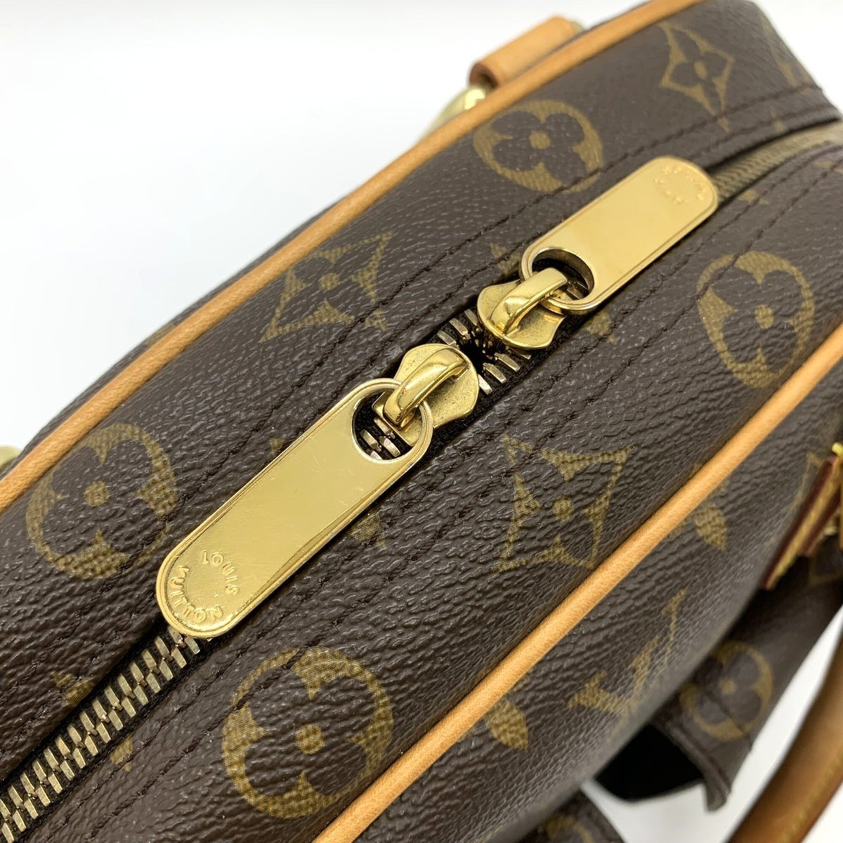 Louis Vuitton Brown Monogram Monogram Handbag (Pre-Owned)